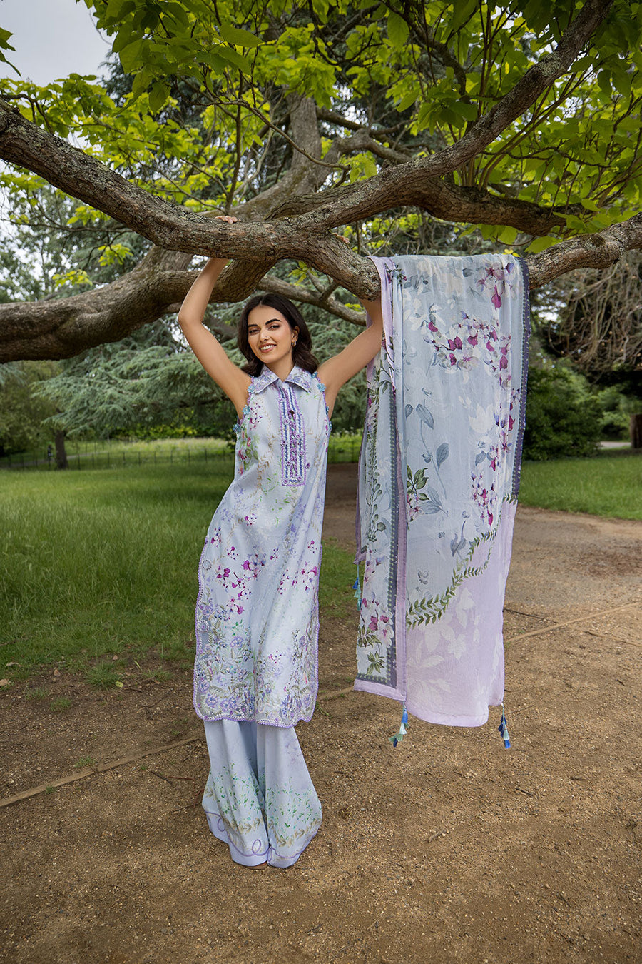 Sobia Nazir Prints Vol-02 Embroidered Lawn Unstitched 3Pc Suit SNP26V2-3B