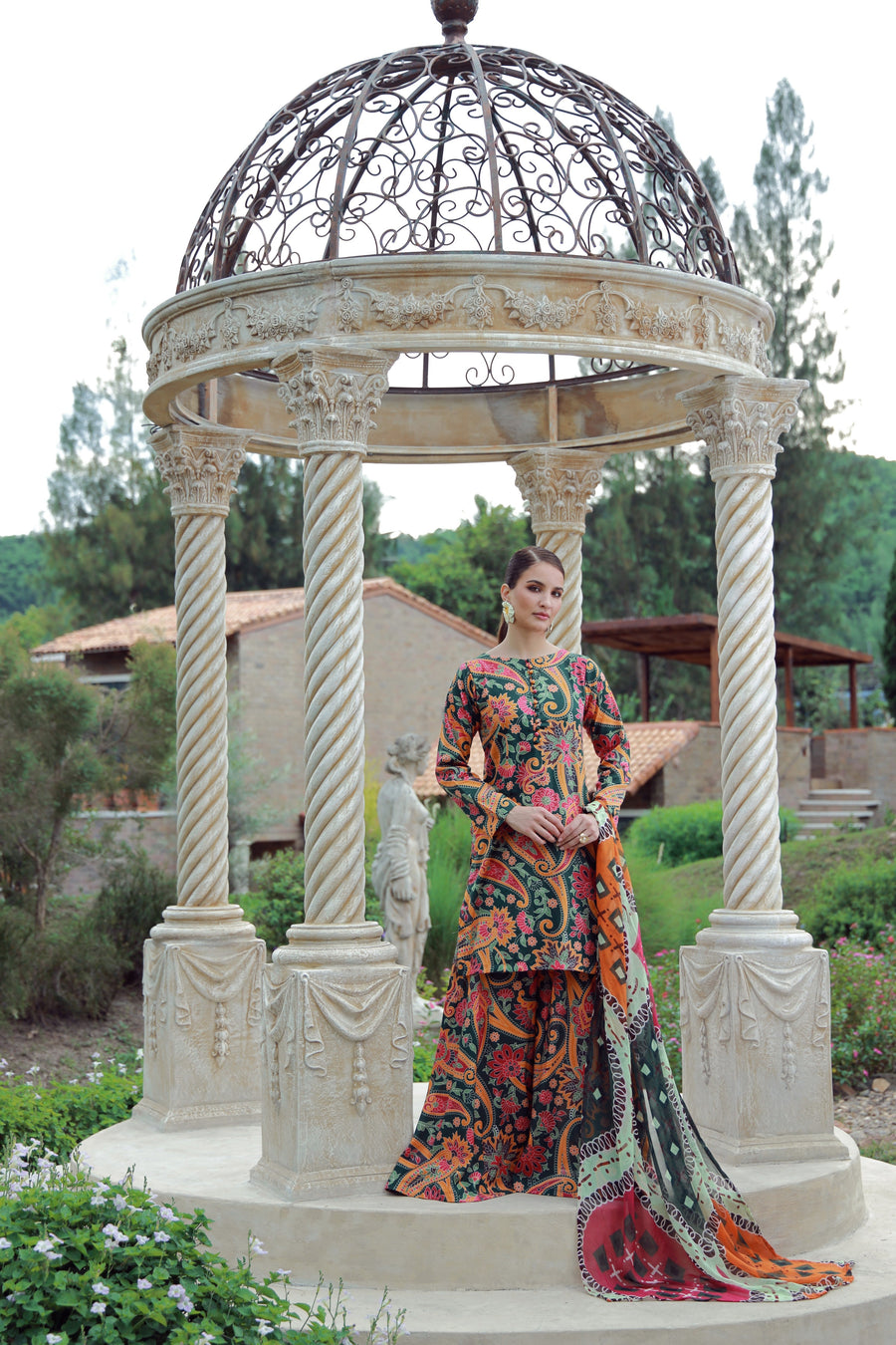 Feathers Premium Printed Lawn Unstitched 3Pc Suit SOLVEX-FT524