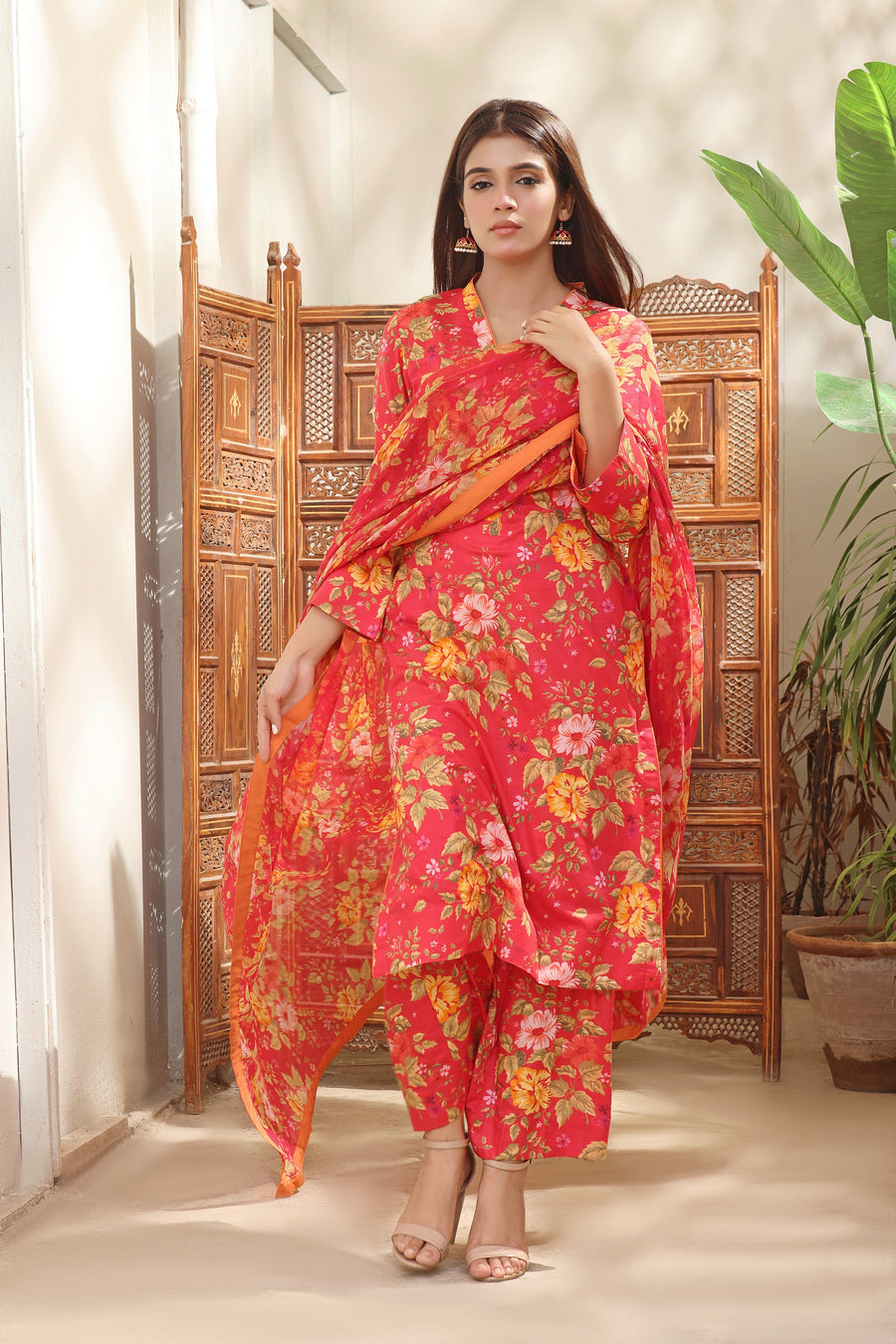 Feathers Premium Printed Lawn Unstitched 3Pc Suit SOPHIE-FT111