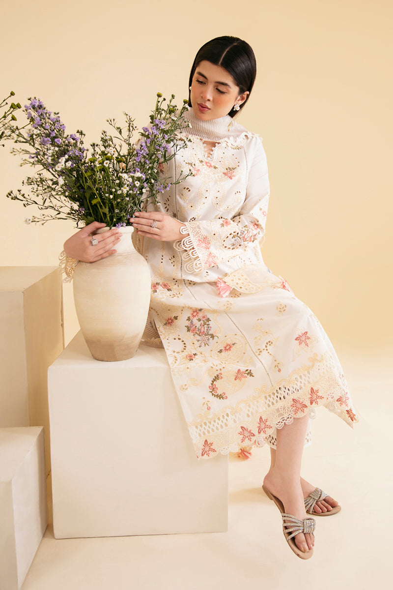 Qalamkar Qlinekari Embroidered Lawn Unstitched 3Pc Suit SQ-01 SARV