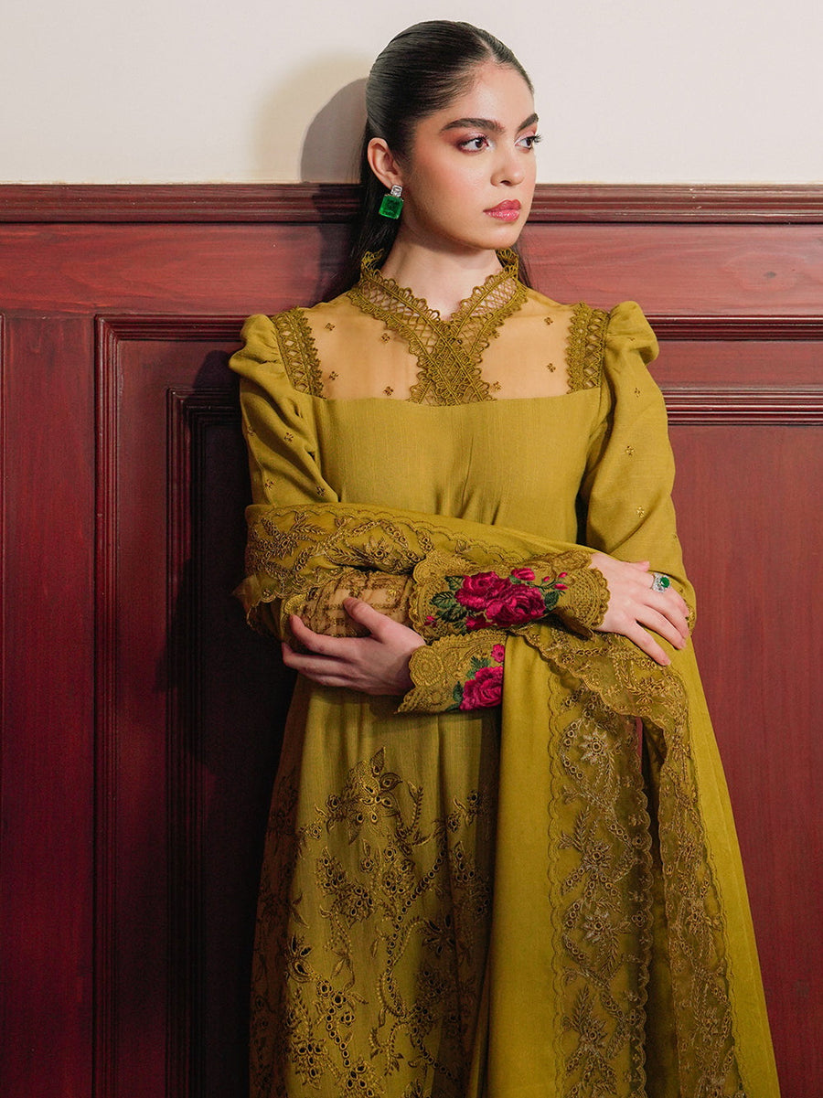 Saira Rizwan Embroidered Khaddar Unstitched 3Pc Suit SR-03 INAYA