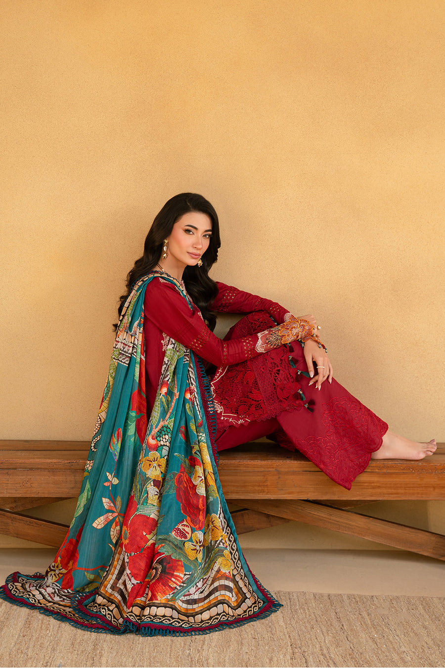 Saira Rizwan Embroidered Luxury Lawn Unstitched 3Pc Suit SRL25-02 MANON