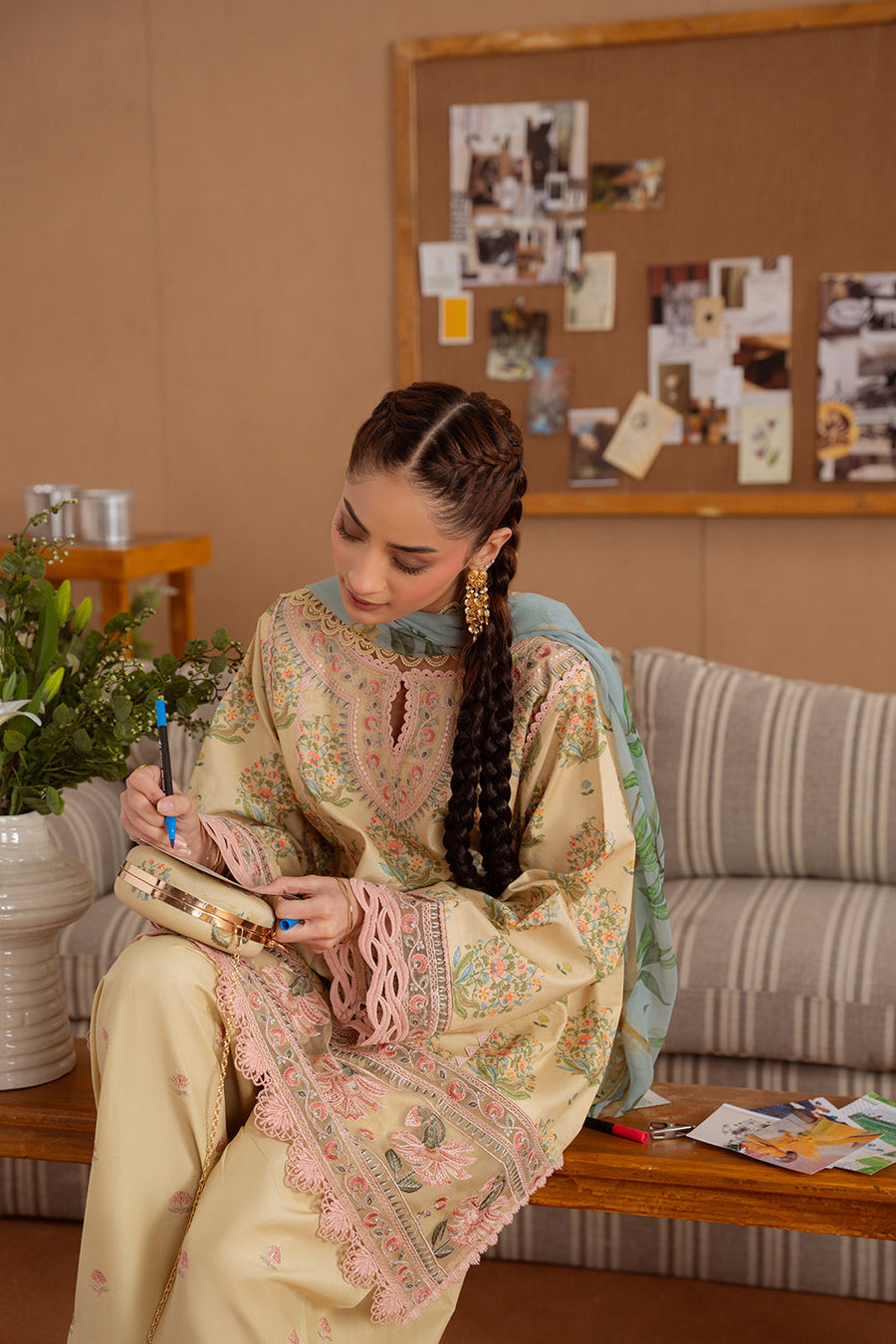 Saira Rizwan Laanem Embroidered Lawn Unstitched 3Pc Suit SRL25-02A NERIDA