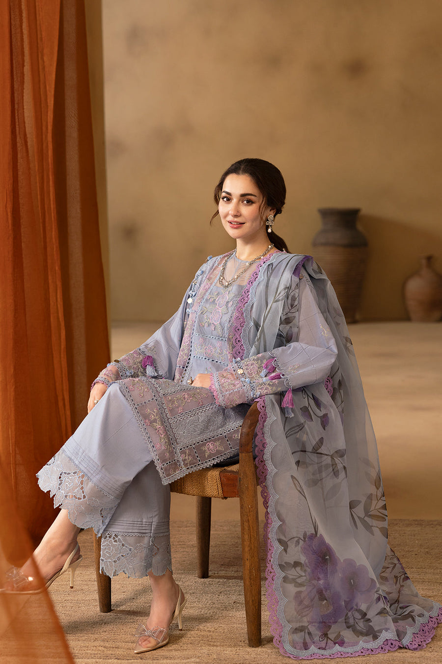 Saira Rizwan Embroidered Luxury Lawn Unstitched 3Pc Suit SRL25-03 EDRINA