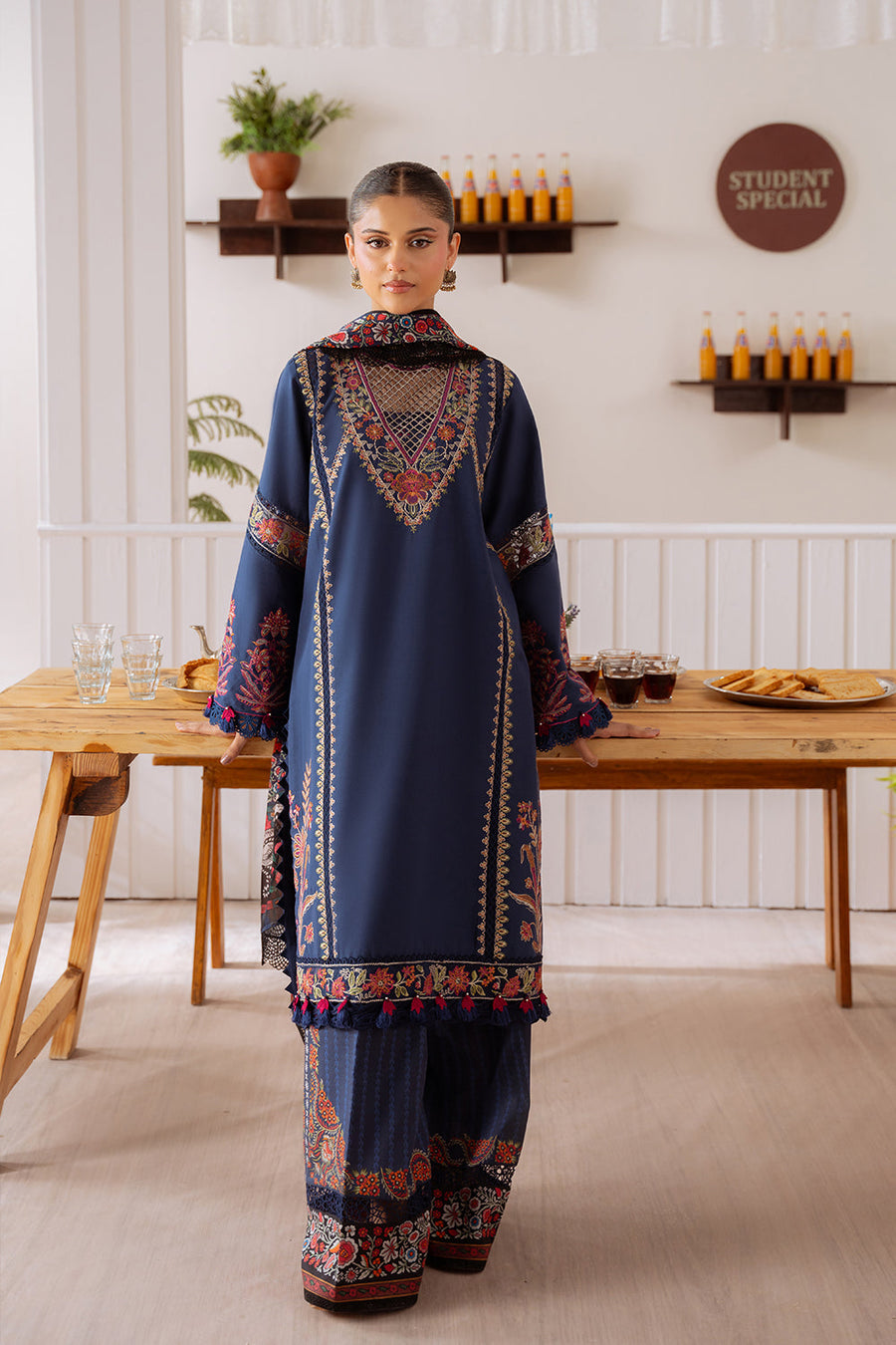 Saira Rizwan Laanem Embroidered Lawn Unstitched 3Pc Suit SRL25-05A ELIF