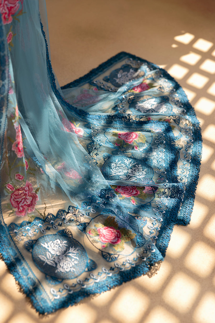 Saira Rizwan Embroidered Luxury Lawn Unstitched 3Pc Suit SRL25-12 ALMA