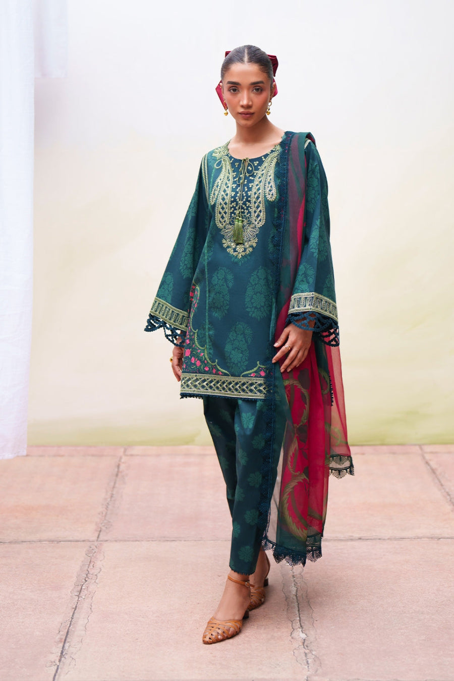 Saira Rizwan Laanem Embroidered Lawn Unstitched 3Pc Suit SRL26-01B NAYRA