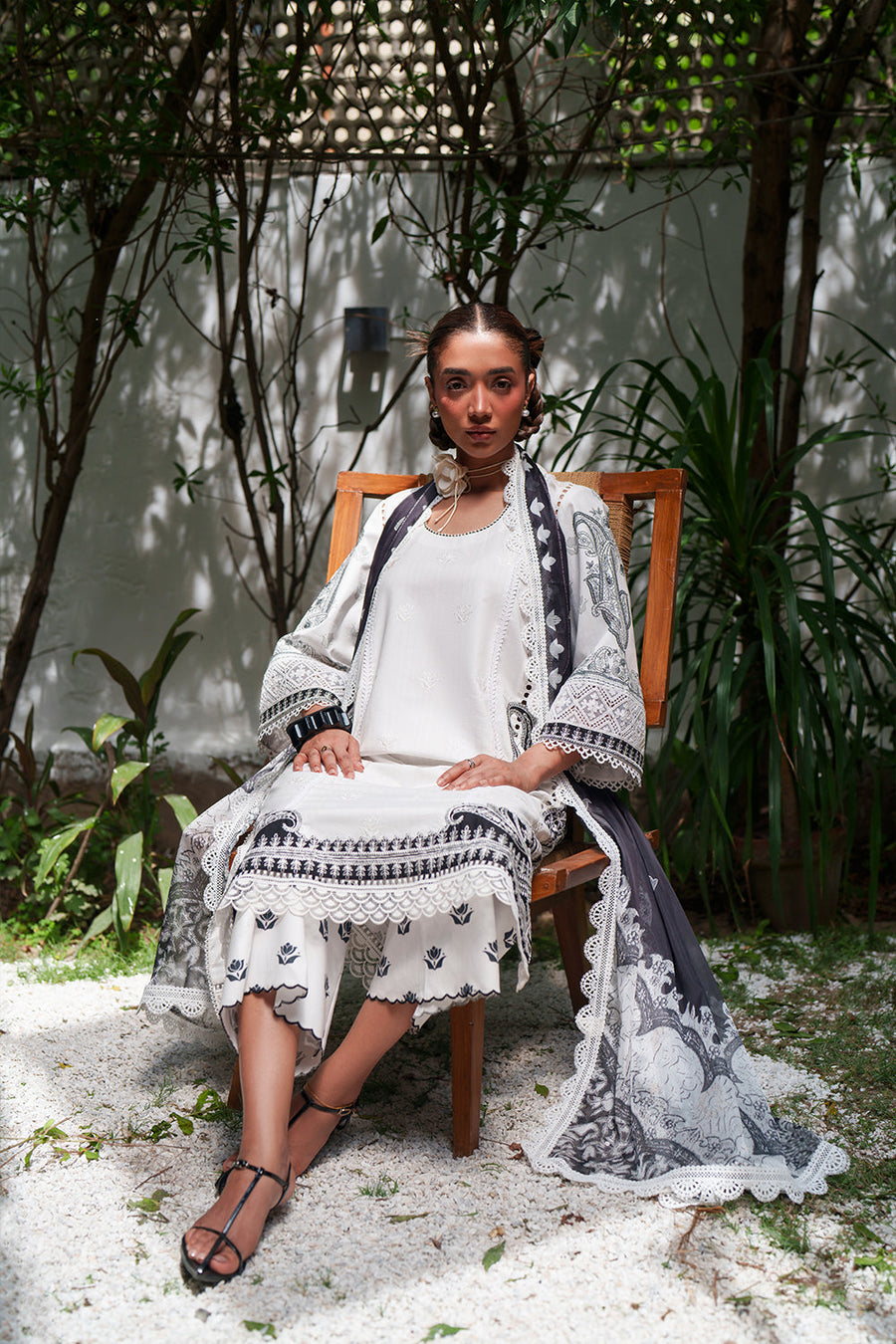 Saira Rizwan Laanem Embroidered Lawn Unstitched 3Pc Suit SRL26-02B AMARA