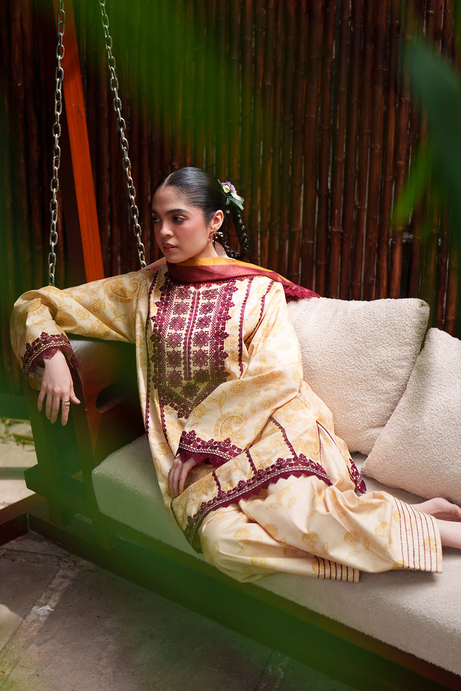 Saira Rizwan Laanem Embroidered Lawn Unstitched 3Pc Suit SRL26-06A ZAREEN