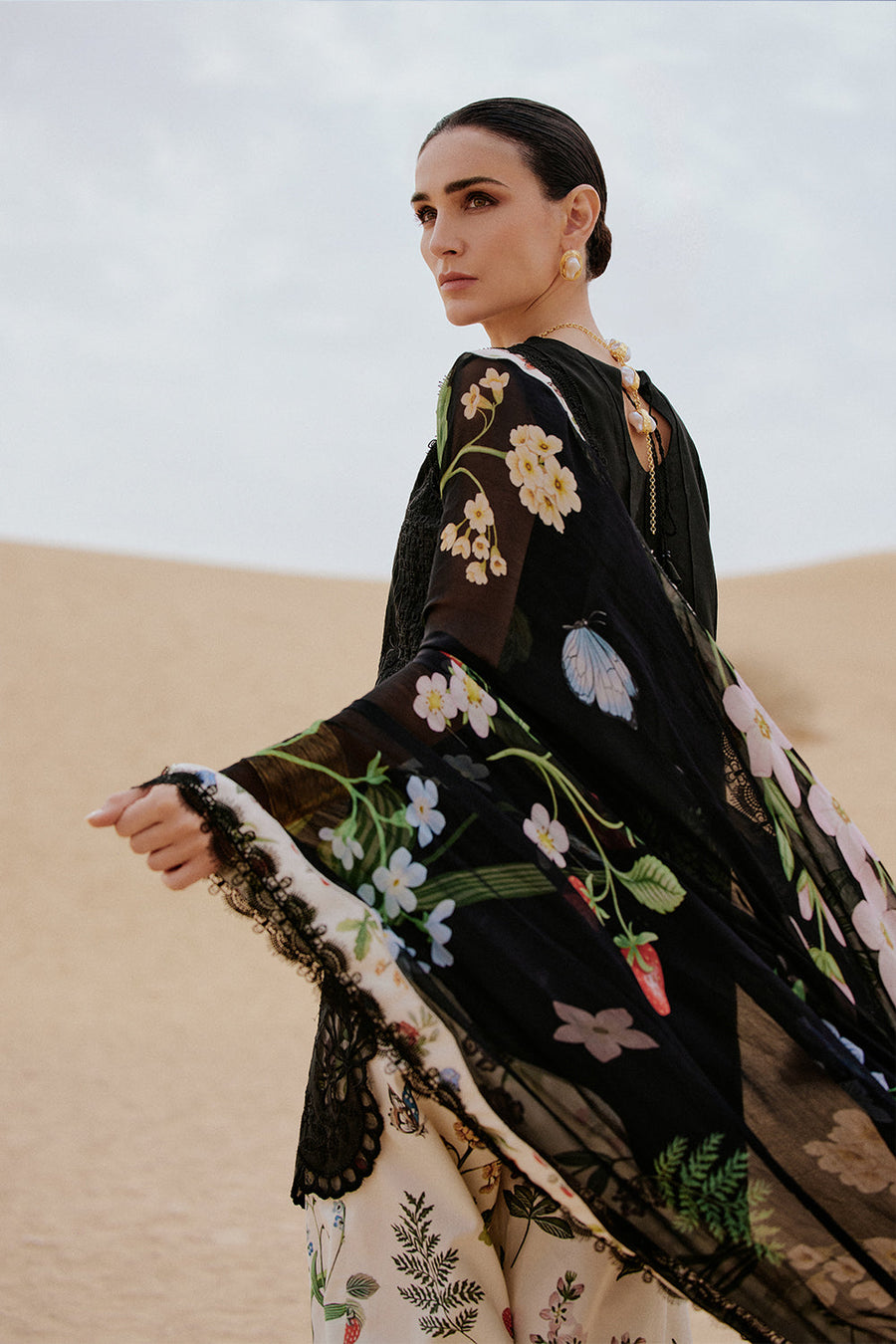 Saira Rizwan Embroidered Luxury Lawn Unstitched 3Pc Suit SRL26-07 DIARA