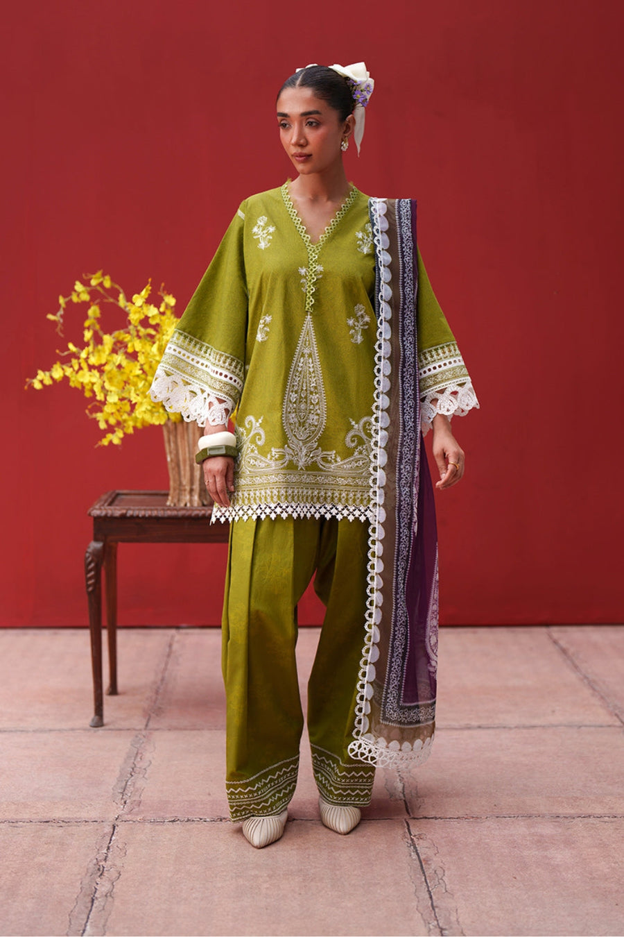 Saira Rizwan Laanem Embroidered Lawn Unstitched 3Pc Suit SRL26-07A NERAYA