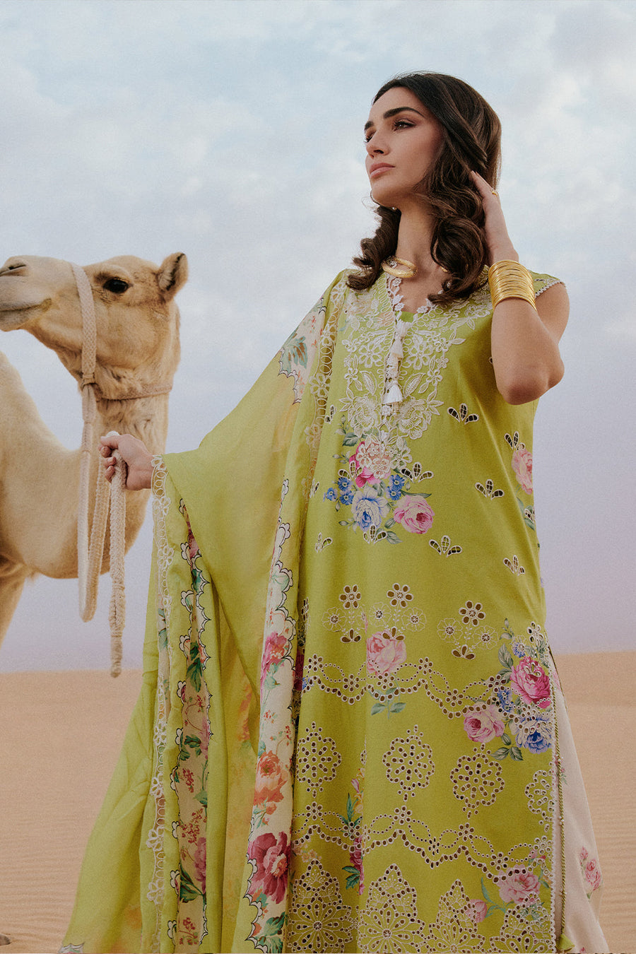 Saira Rizwan Embroidered Luxury Lawn Unstitched 3Pc Suit SRL26-08 NAVA