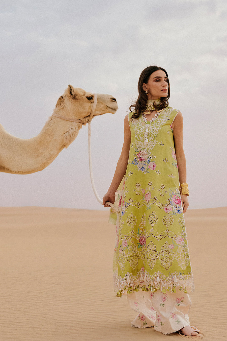 Saira Rizwan Embroidered Luxury Lawn Unstitched 3Pc Suit SRL26-08 NAVA