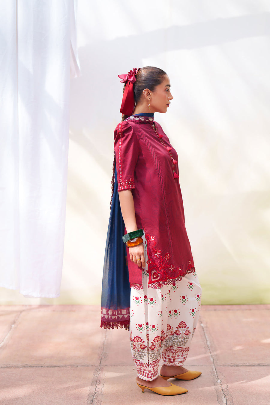 Saira Rizwan Laanem Embroidered Lawn Unstitched 3Pc Suit SRL26-08B ELOWEN