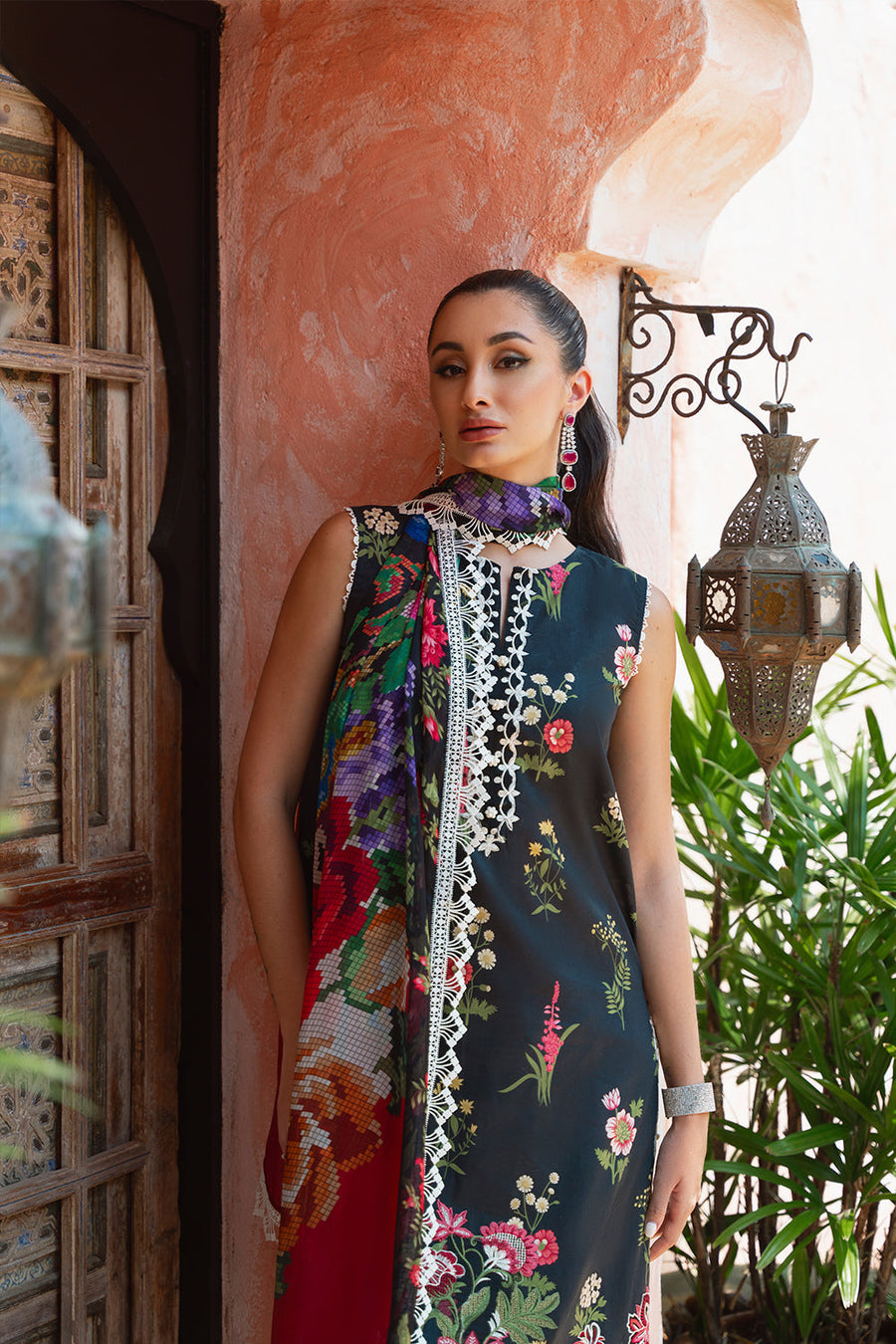 Saira Rizwan Embroidered Lawn Unstitched 3Pc Suit SRLL2-24-08 Cecil