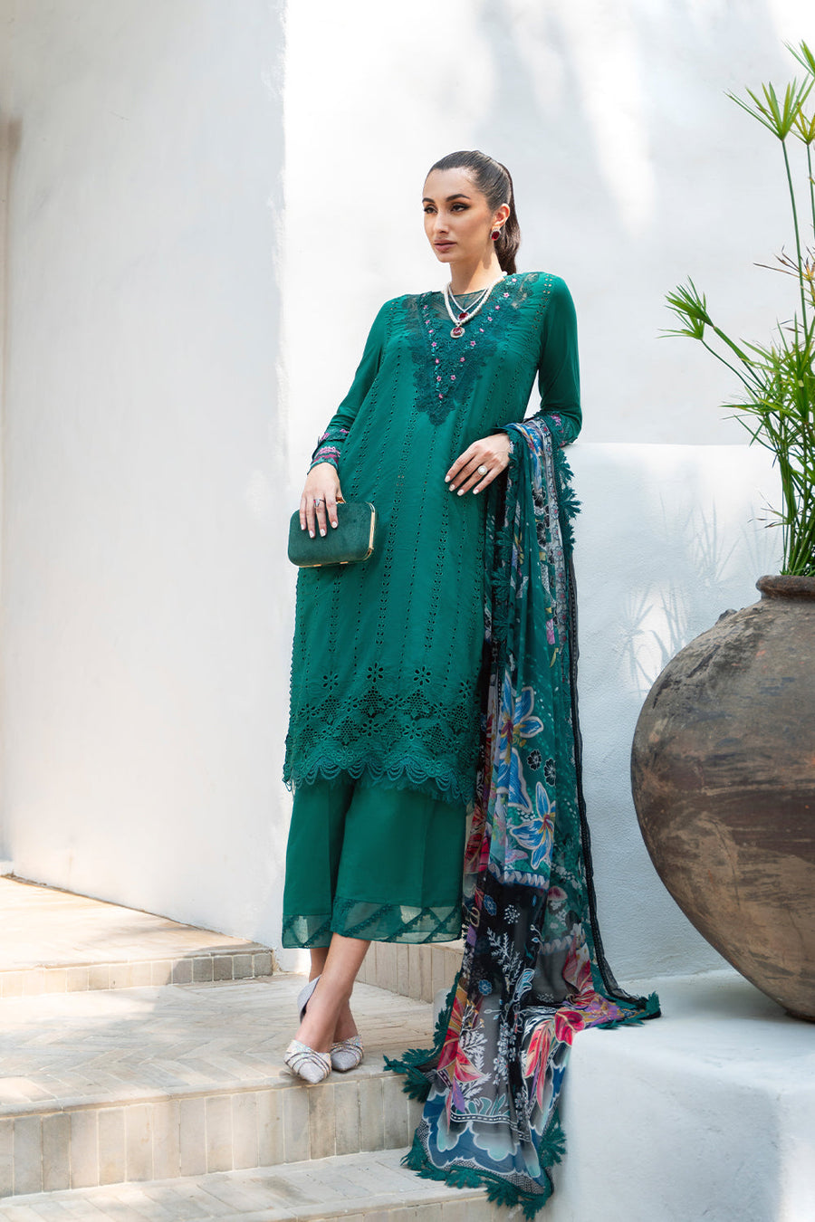 Saira Rizwan Embroidered Lawn Unstitched 3Pc Suit SRLL2-24-10 Jane