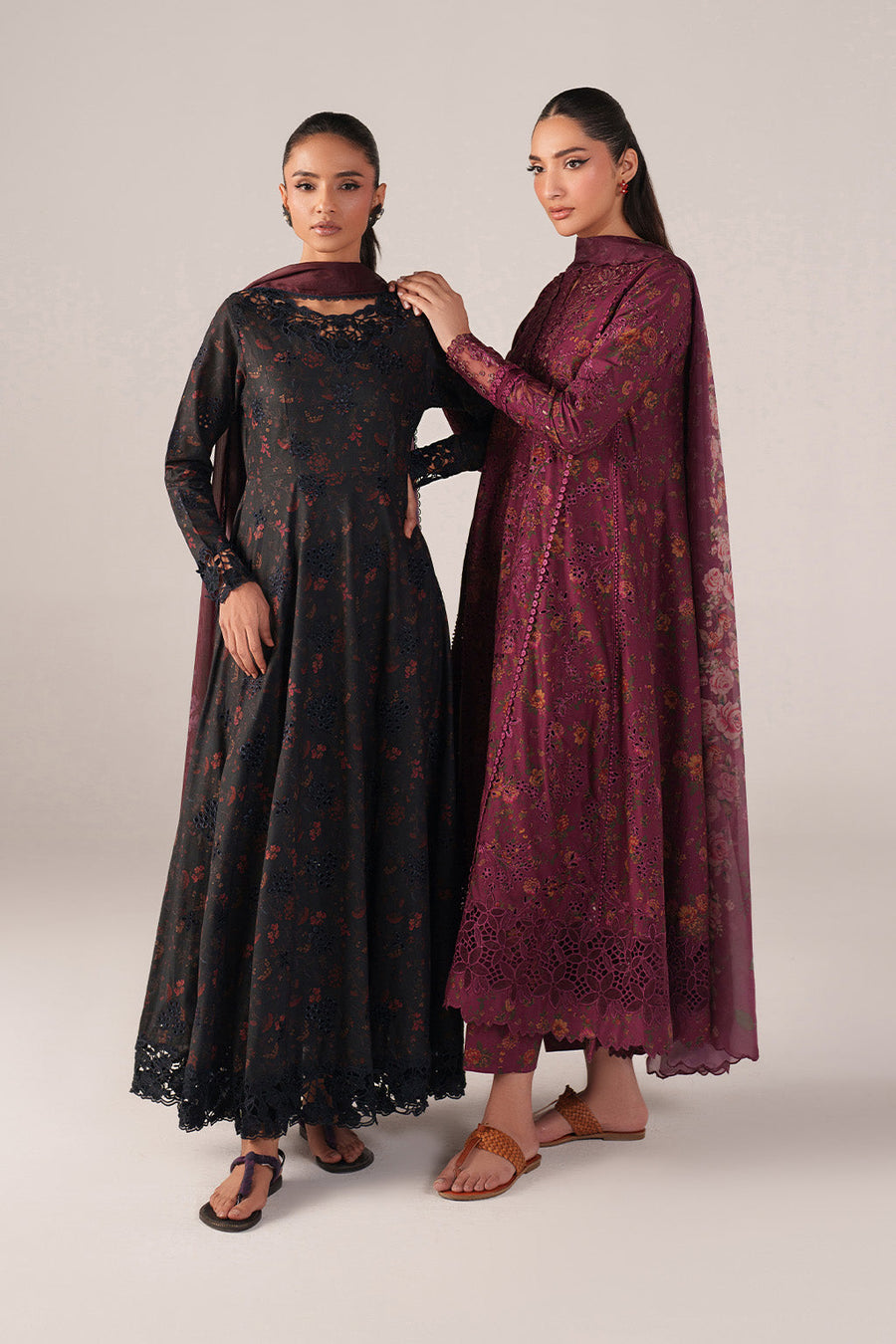 IZNIK Spring Summer Embroidered Lawn Unstitched 3Pc Suit SS-04