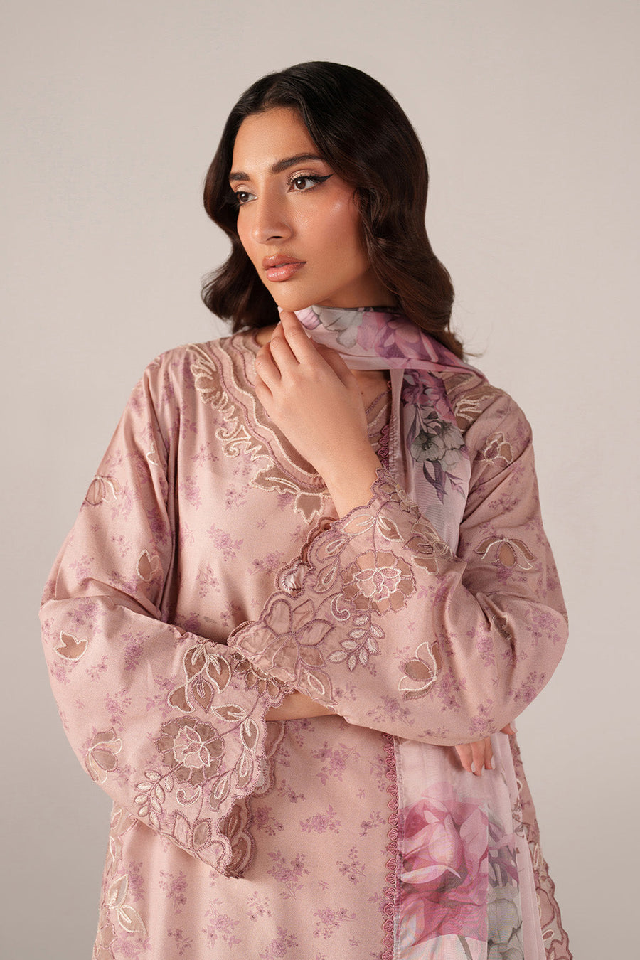 IZNIK Spring Summer Embroidered Lawn Unstitched 3Pc Suit SS-05
