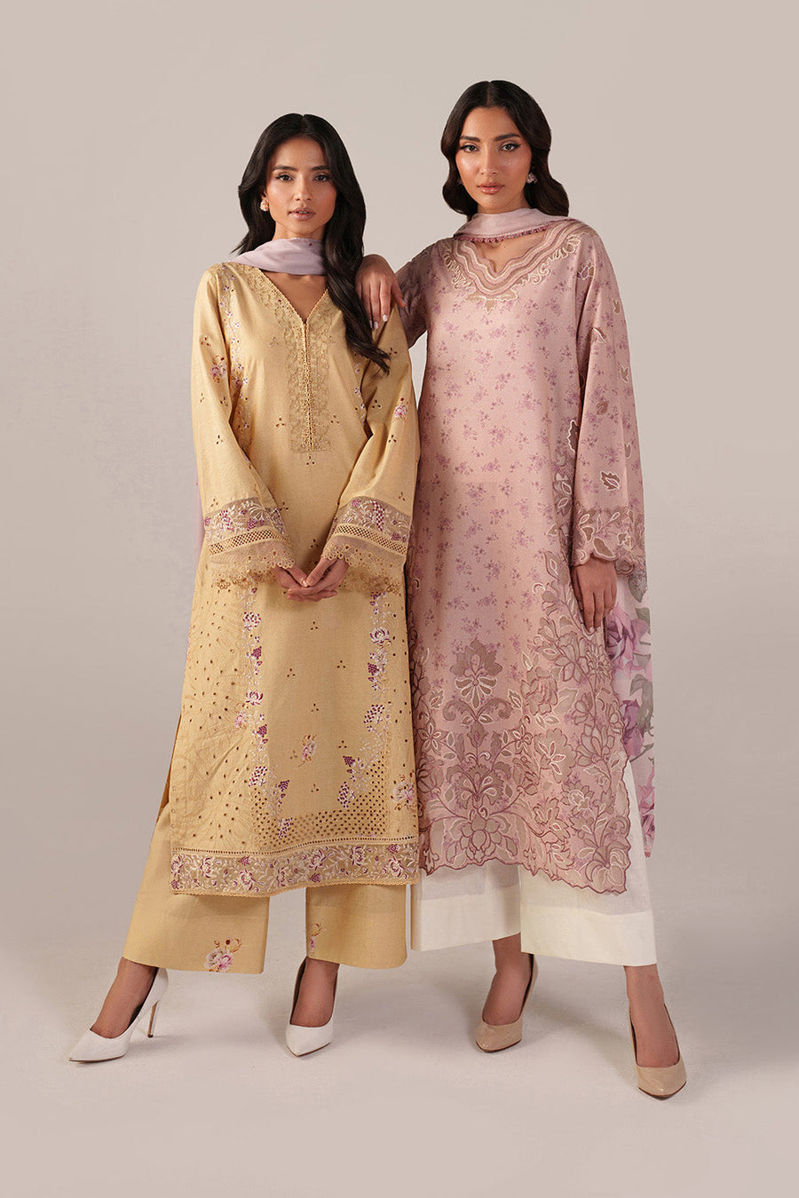 IZNIK Spring Summer Embroidered Lawn Unstitched 3Pc Suit SS-05