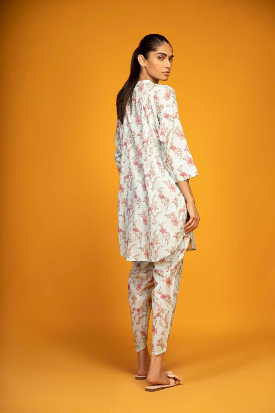 SAHAR Spring Summer Unstitched Printed Lawn 2 Piece Suit SSL-V3-23-14
