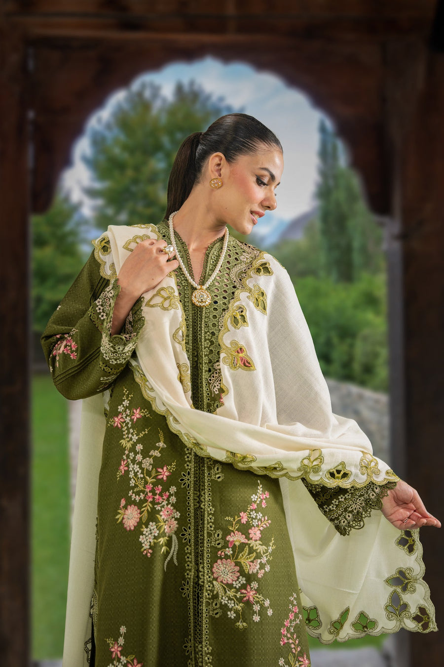 Sable Vogue Embroidered Dobby Unstitched 3Pc Suit SWC-06-23