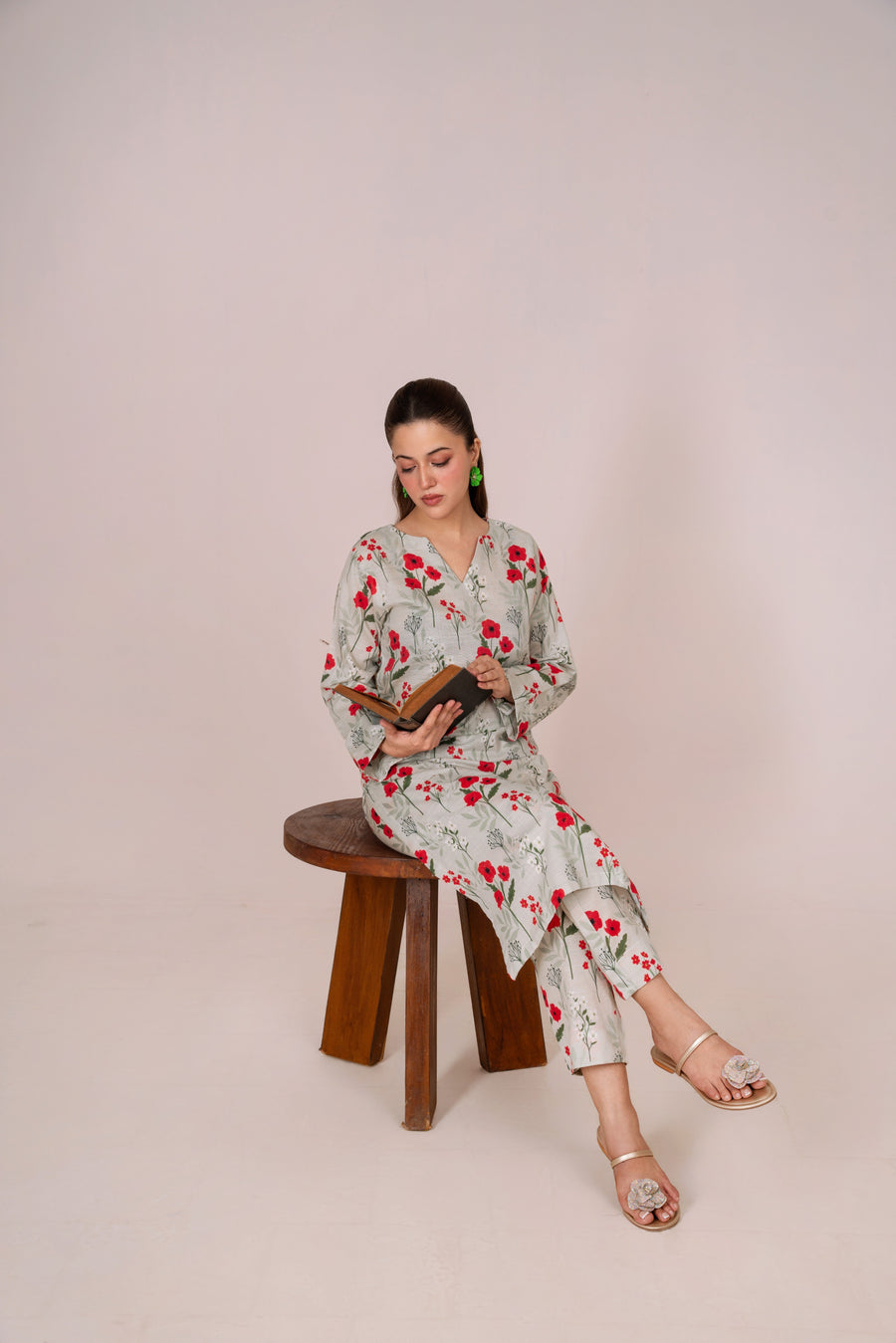 Feathers Digital Printed Khaddar Unstitched 2Pc Suit SYNEL-FT606