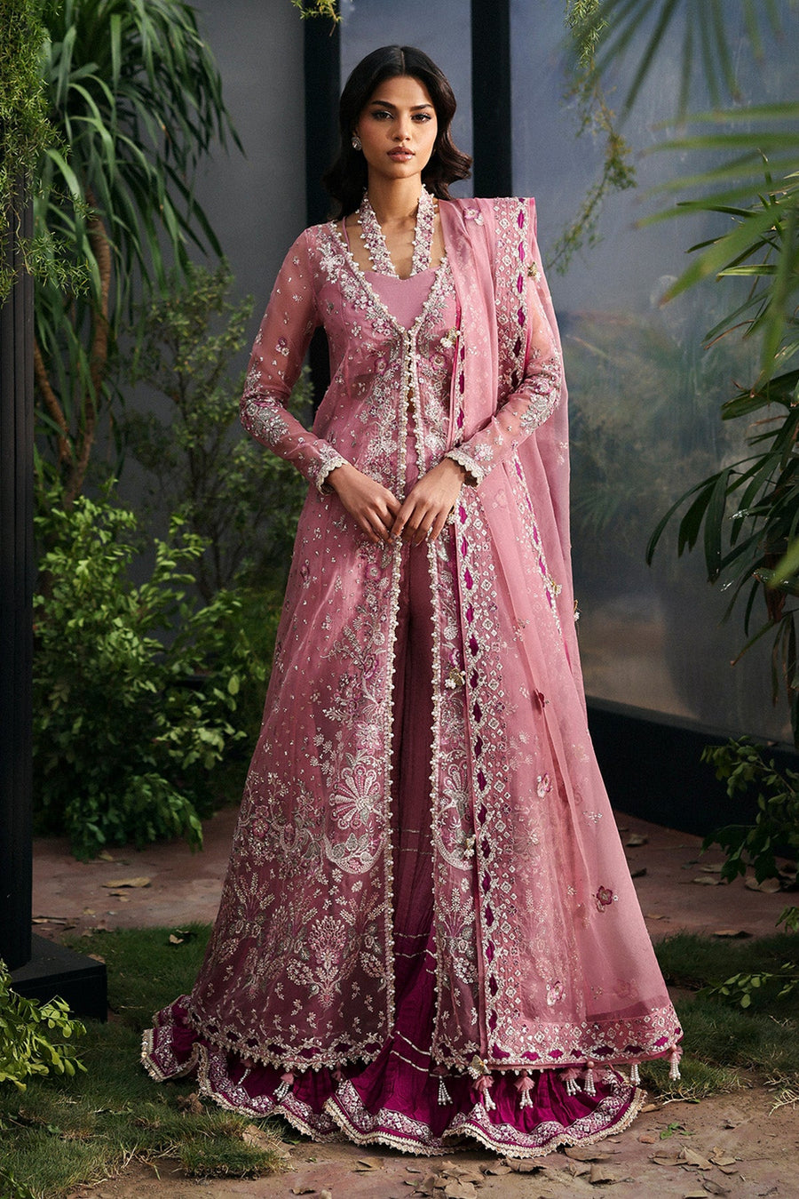Afrozeh La Fuchsia Embroidered Organza Unstitched 3Pc Suit ALF-25-V1-01 SERAIRA