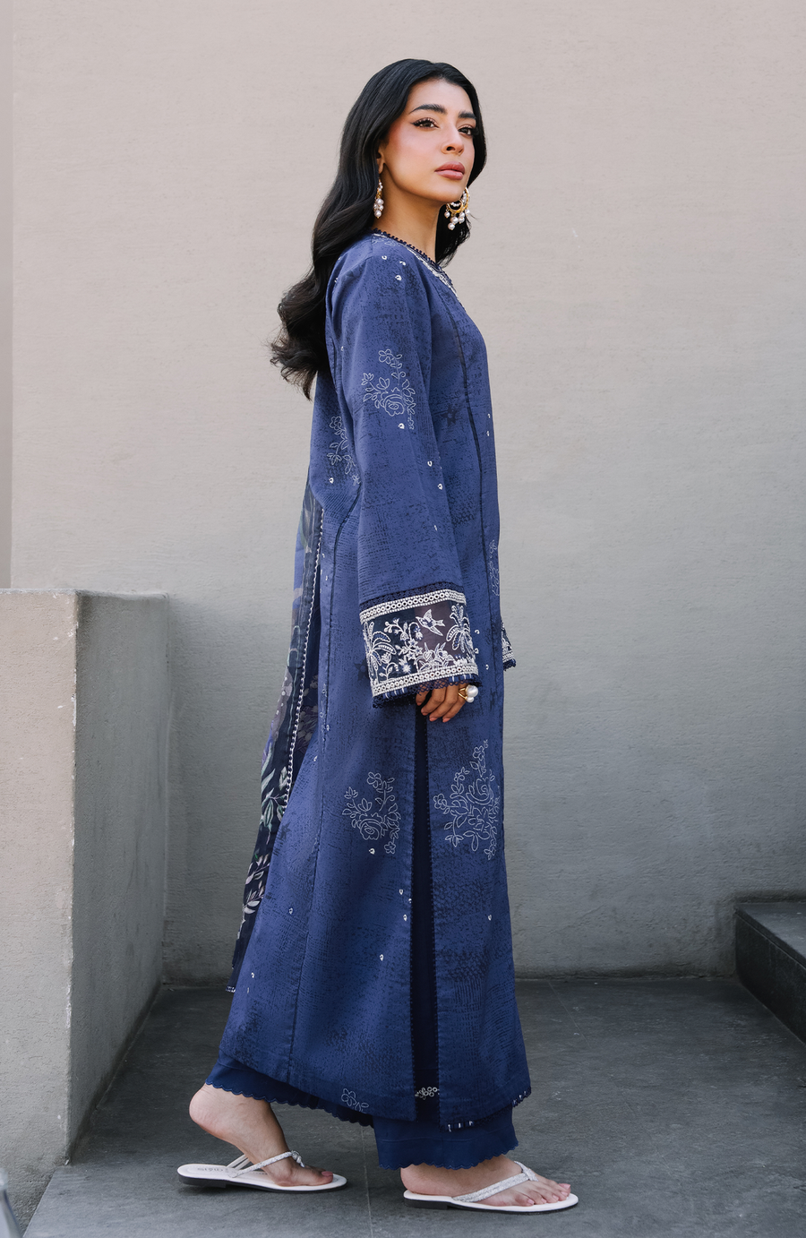 Seran Afsanah Embroidered Lawn Unstitched 3Pc Suit D-12 SIA