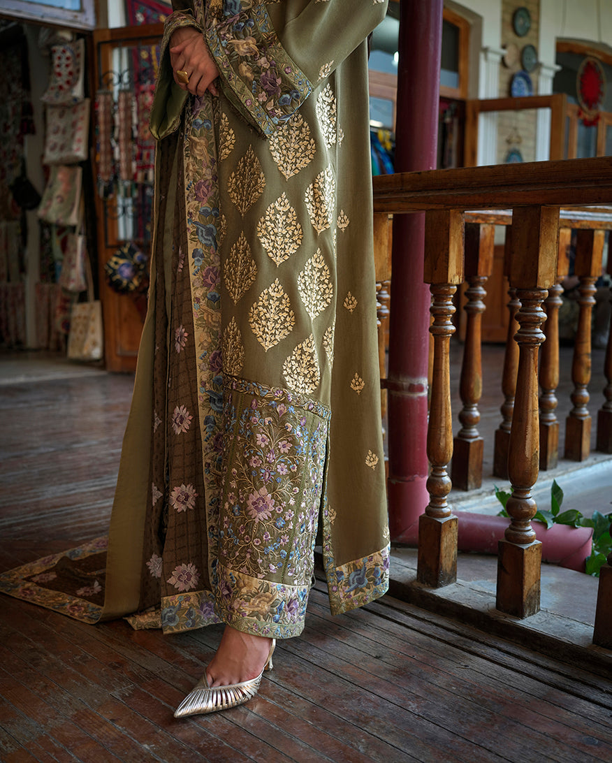 Mushq Broadway Embroidered Jacquard Unstitched 3Pc Suit - Silk Road