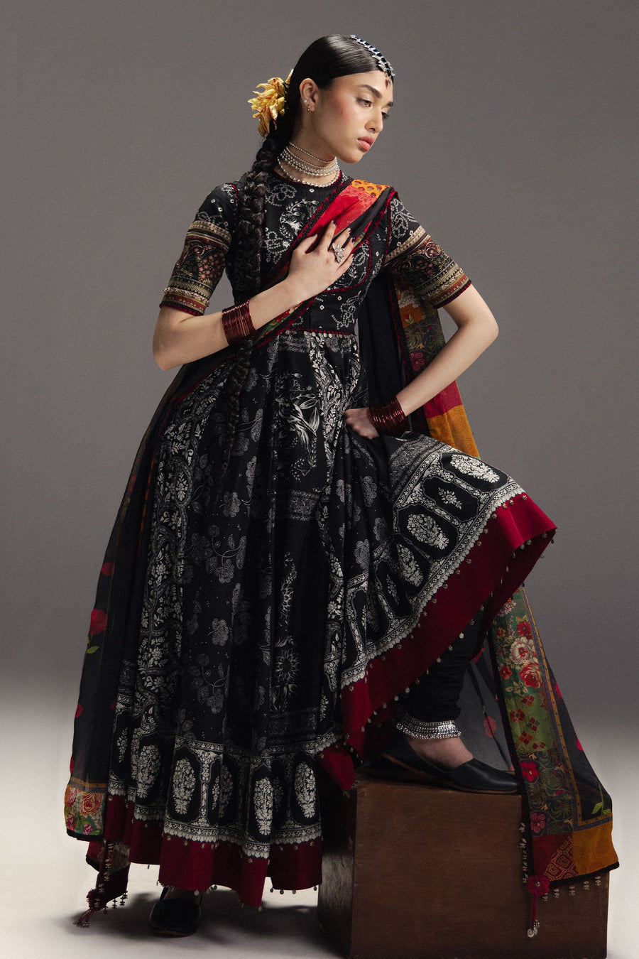 Zara Shahjahan Anarkali Embroidered Lawn Unstitched 3Pc Suit D-01 SURKH BAHAR