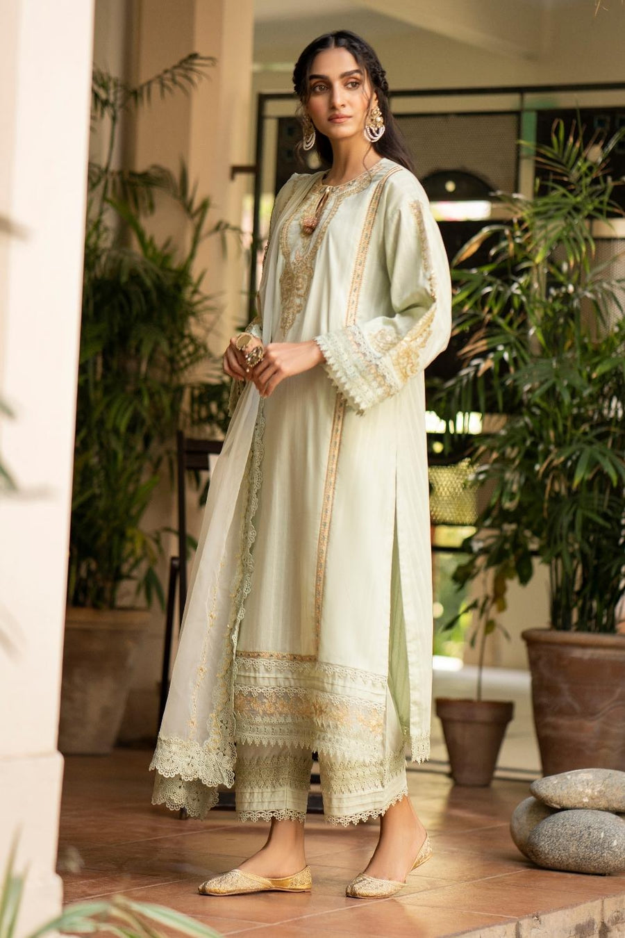 Ittehad Textiles Embroidered Jacquard Unstitched 3Pc Suit LF-CMBE-08-SYBIL