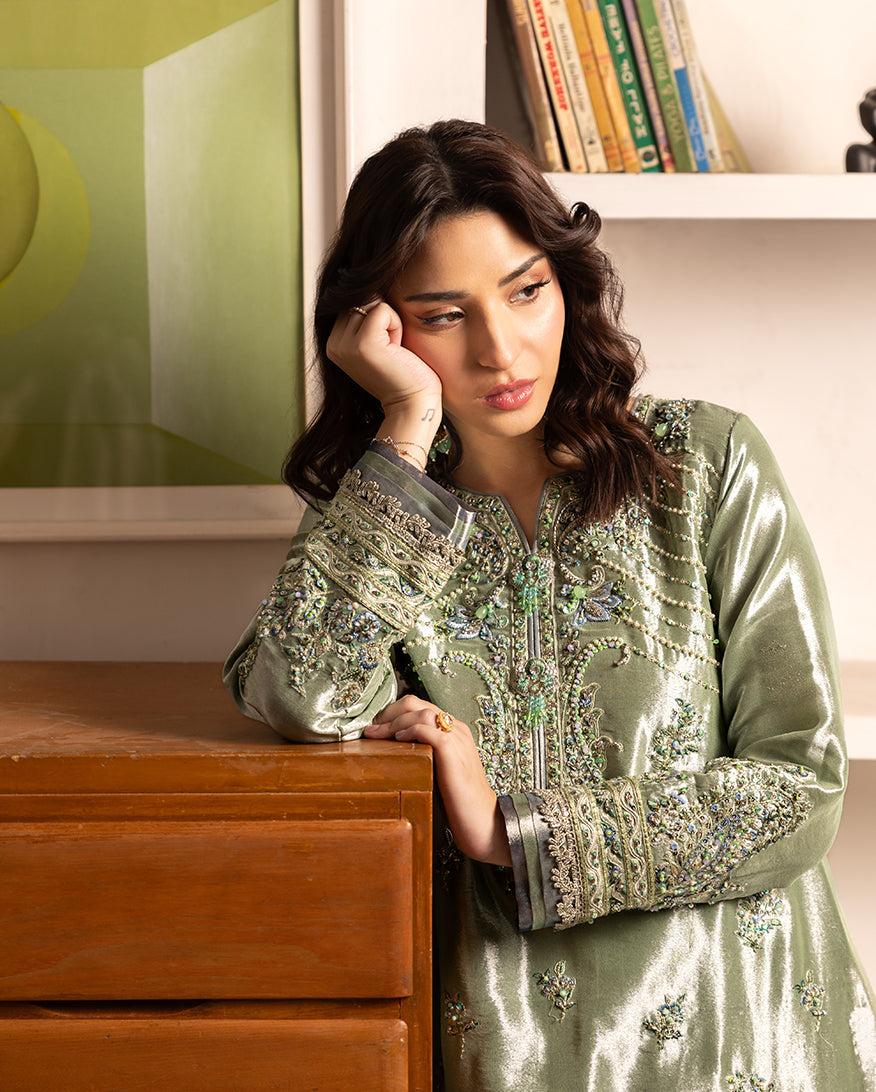 Mushq Sunehri Ramsha Edit Lama Silk Stitched 3Pc Suit - Tabeer