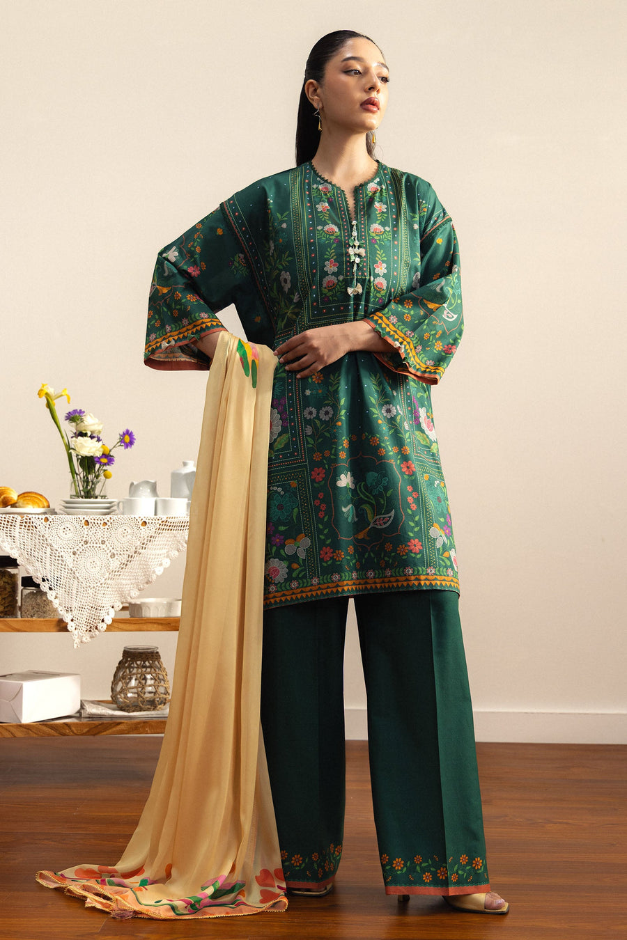 Coco by Zara Shahjahan Prints Unstitched Lawn 3Pc Suit D-07B Takara