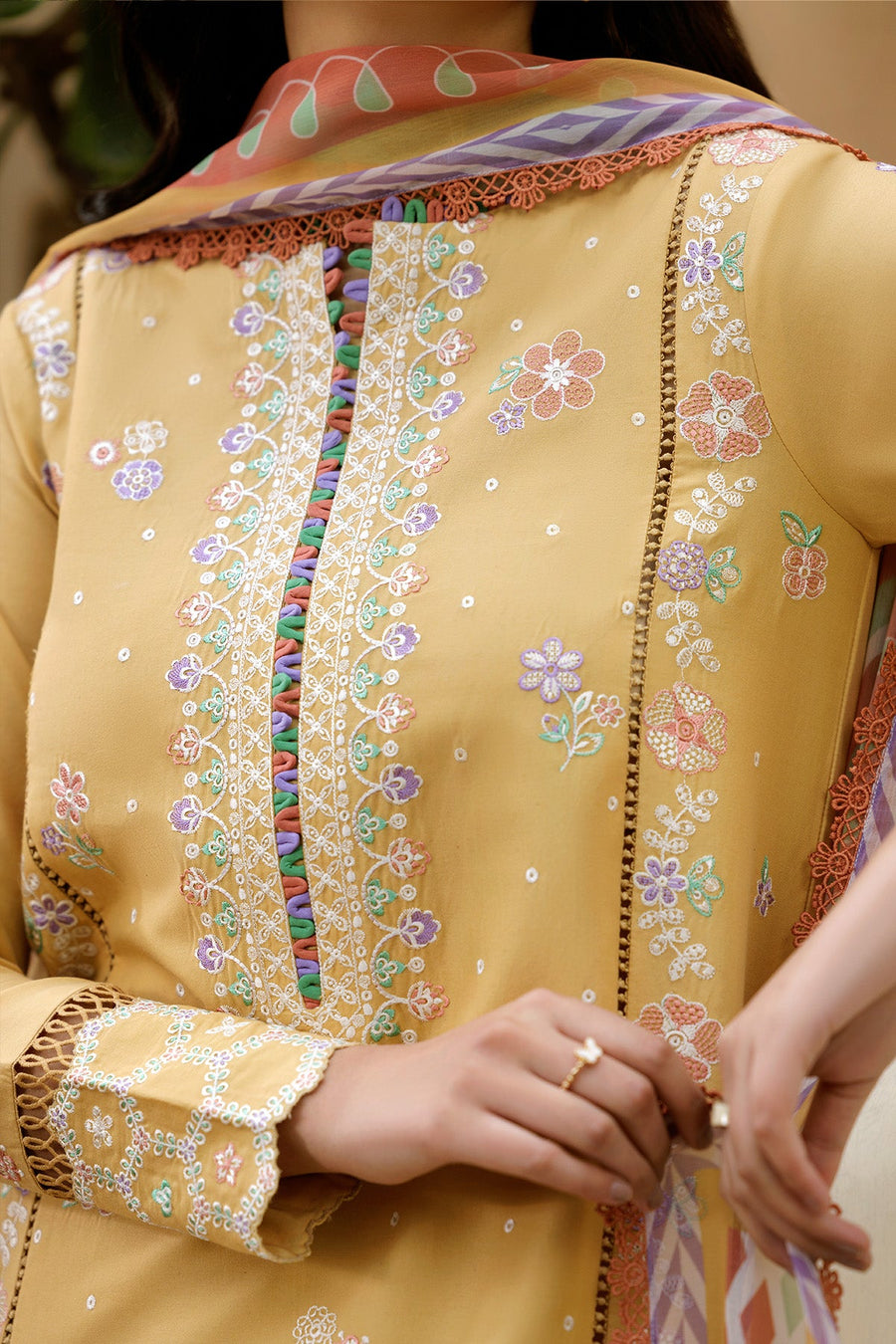 Farasha Summer Essentials Embroidered Lawn Unstitched 3Pc Suit - Tuscan Aura