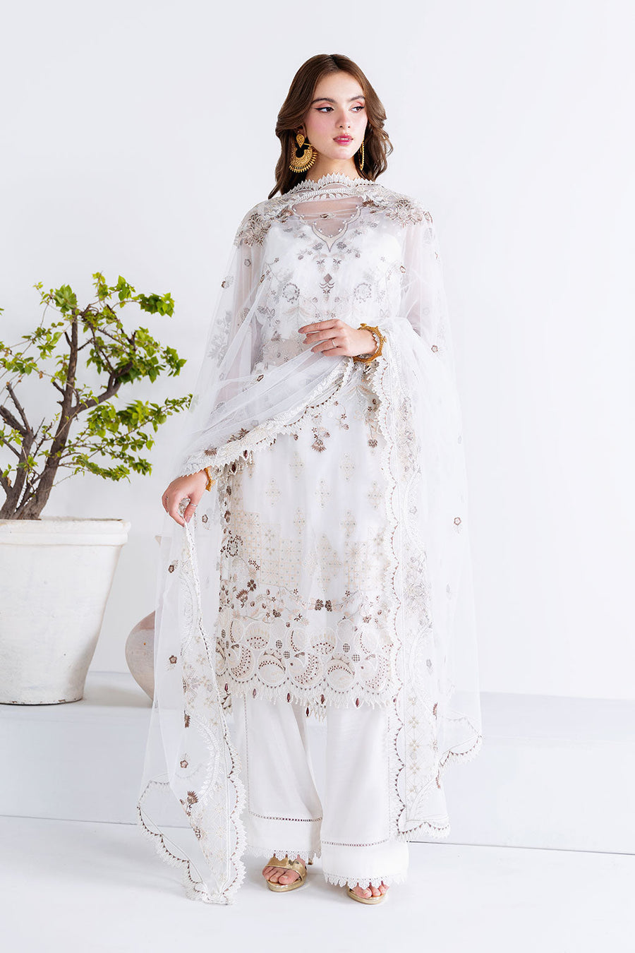 Ramsha Arzoo Embroidered Luxury Chiffon Unstitched 3Pc Suit U-205