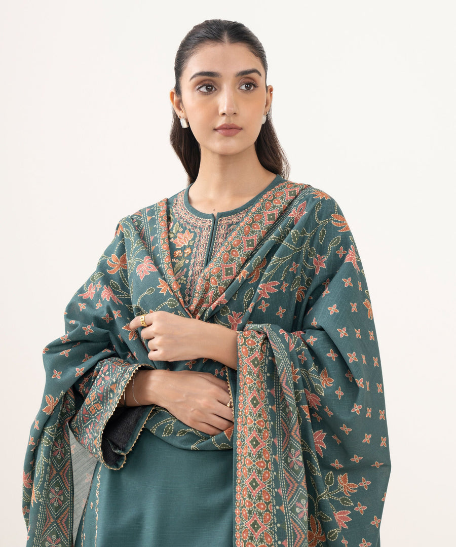 Sapphire Embroidered Light Khaddar Unstitched 3Pc Suit U3PEDY25V941