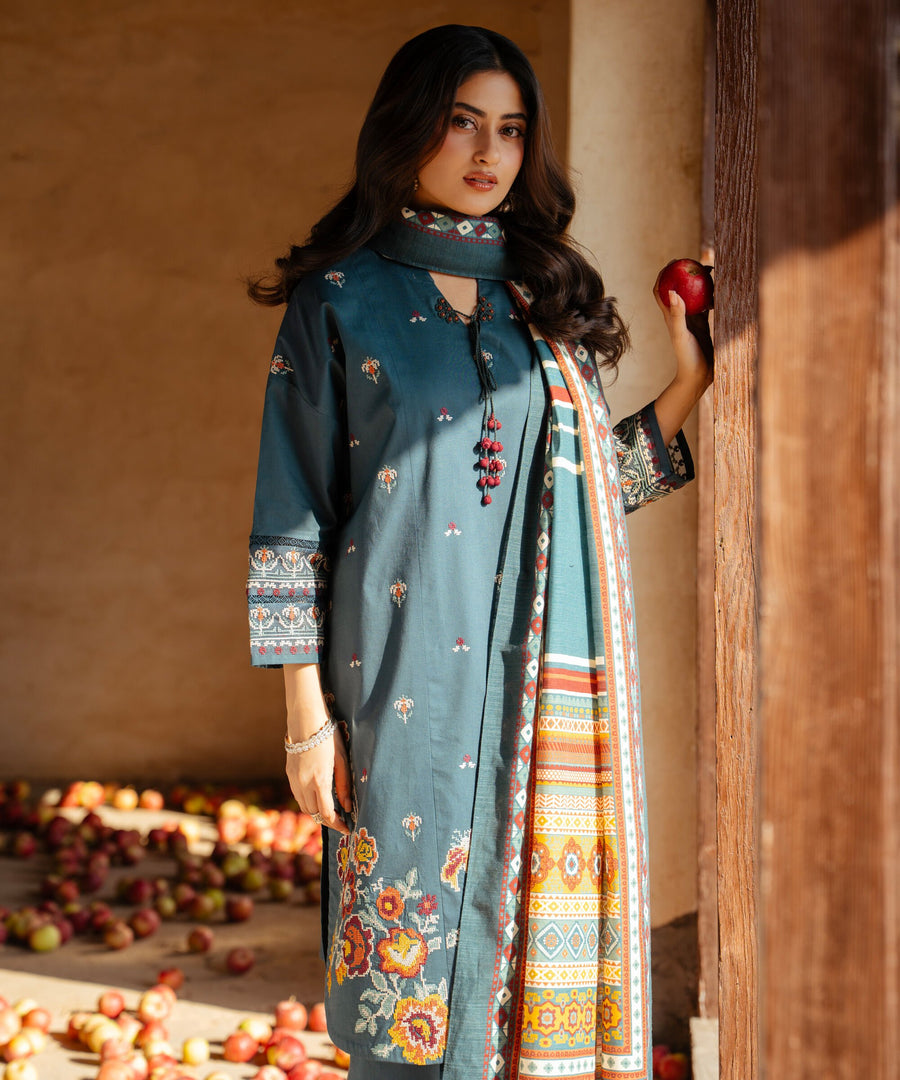 Sapphire Embroidered Cross Hatch Unstitched 3Pc Suit U3PESG25V817