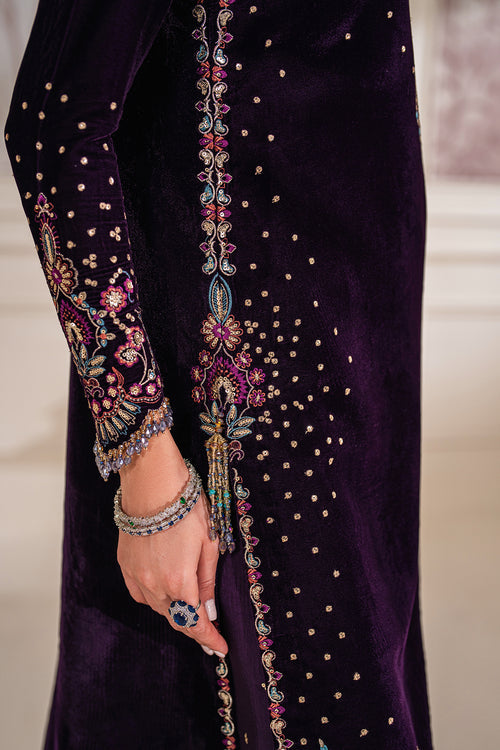 Baroque Exclusive Formal Embroidered Velvet Unstitched 3Pc Suit UF-748