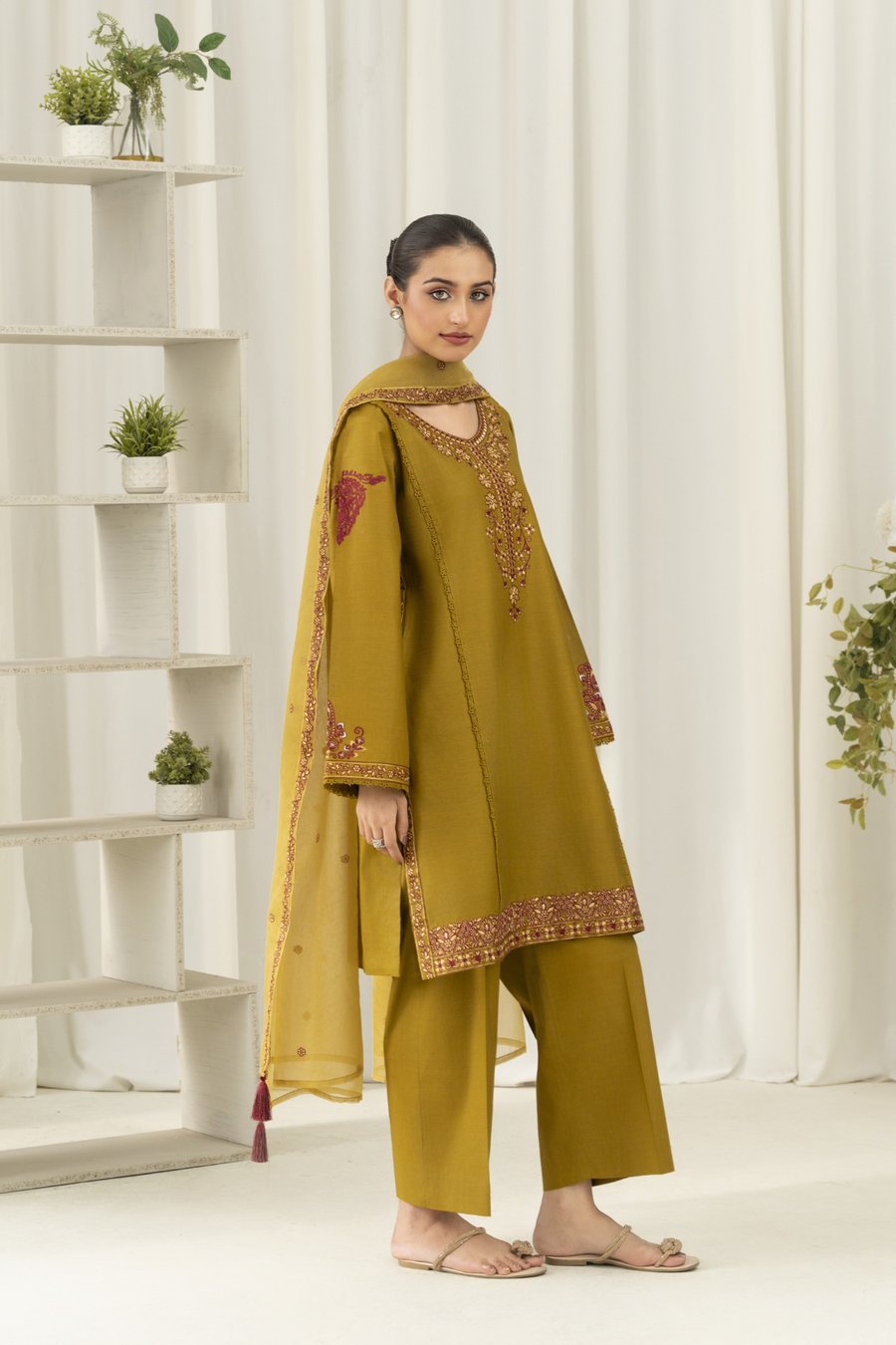 La Rosaa Akgalleria Cotton Lawn Stitched 3Pc Suit - Tourmaline