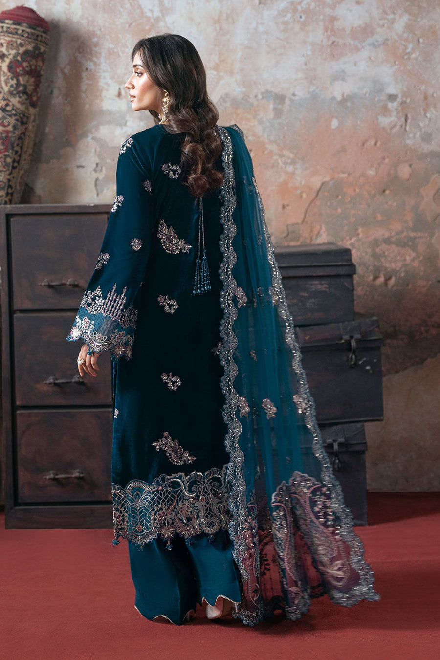 Ramsha Velvet Vol-07 Unstitched Embroidered 3Pc Suit V-707