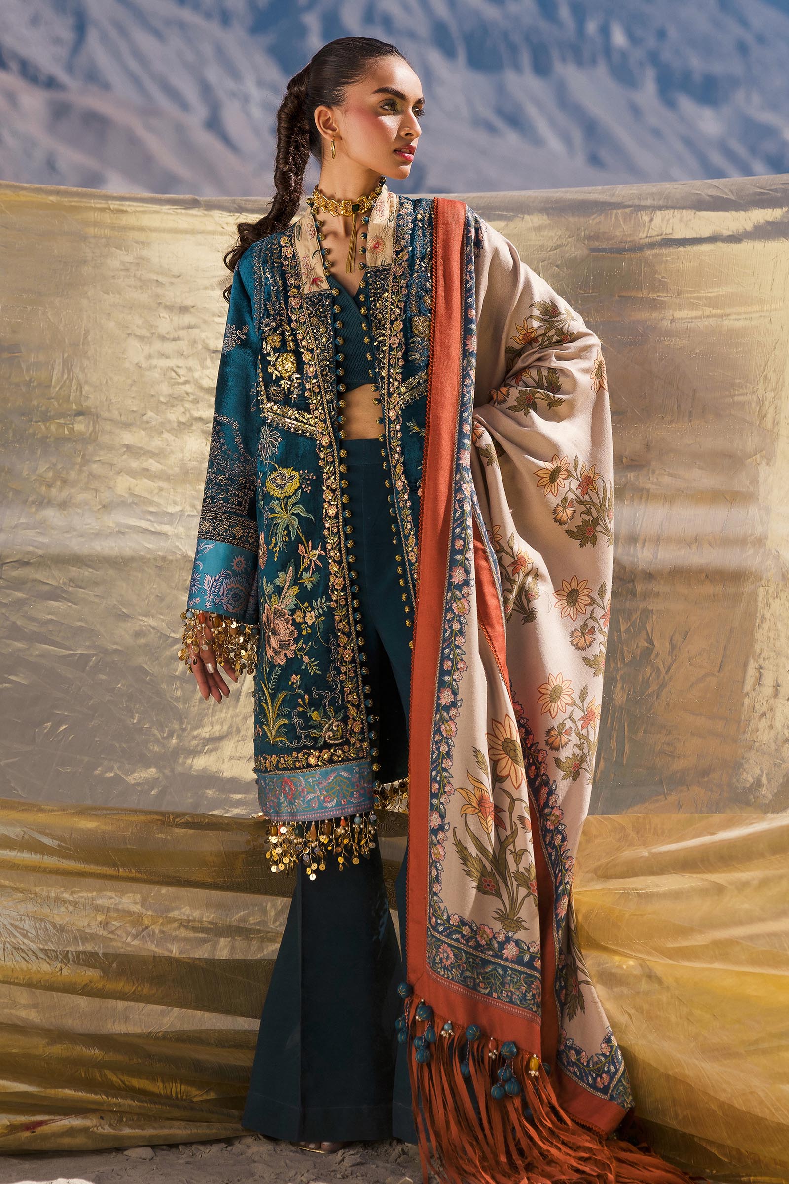 sana safinaz designer dresses Safinaz Winter Collection Sana Safinaz Kurti Design 2019 Sana Safinaz Winter Collection 2023 Muzlin Linen Dresses