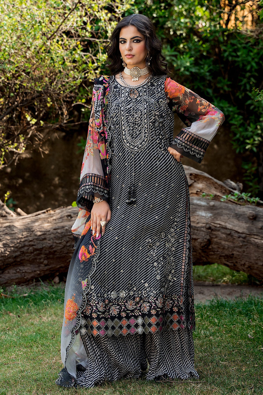 Charizma Vasal Embroidered Luxury Chiffon Unstitched 3Pc Suit VSLW6-02