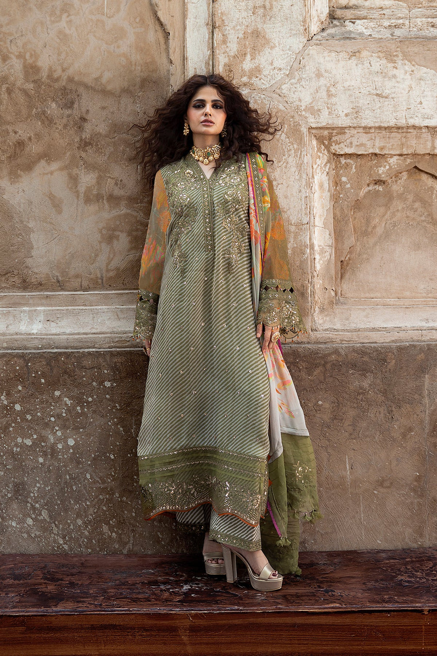 Charizma Vasal Embroidered Luxury Chiffon Unstitched 3Pc Suit VSLW6-05