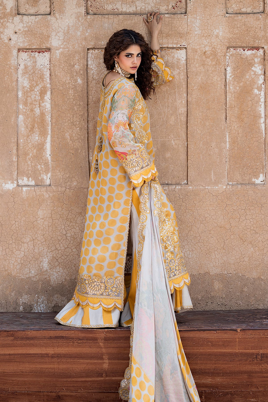 Charizma Vasal Embroidered Luxury Chiffon Unstitched 3Pc Suit VSLW6-10