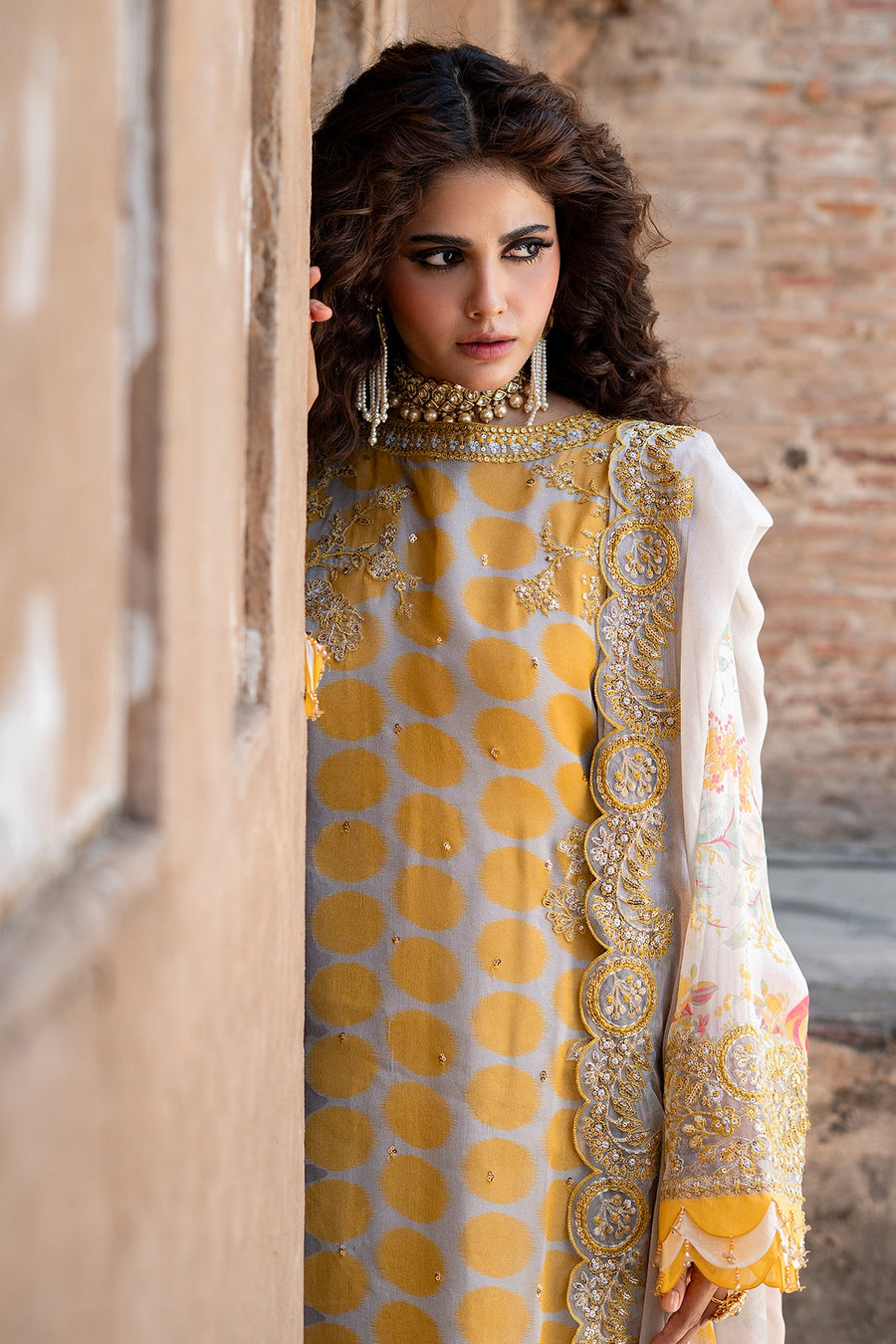 Charizma Vasal Embroidered Luxury Chiffon Unstitched 3Pc Suit VSLW6-10