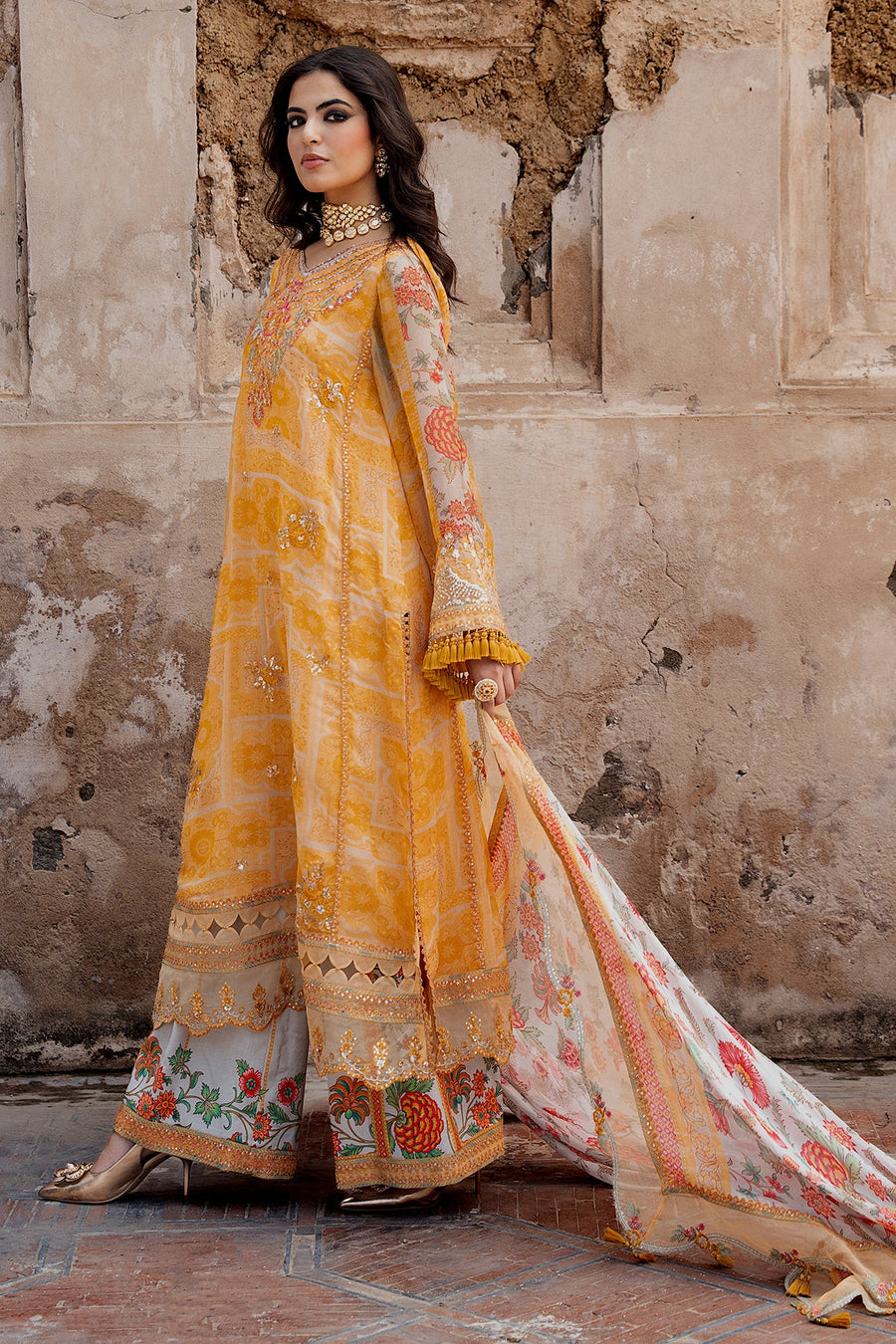 Charizma Vasal Embroidered Luxury Chiffon Unstitched 3Pc Suit VSLW6-09