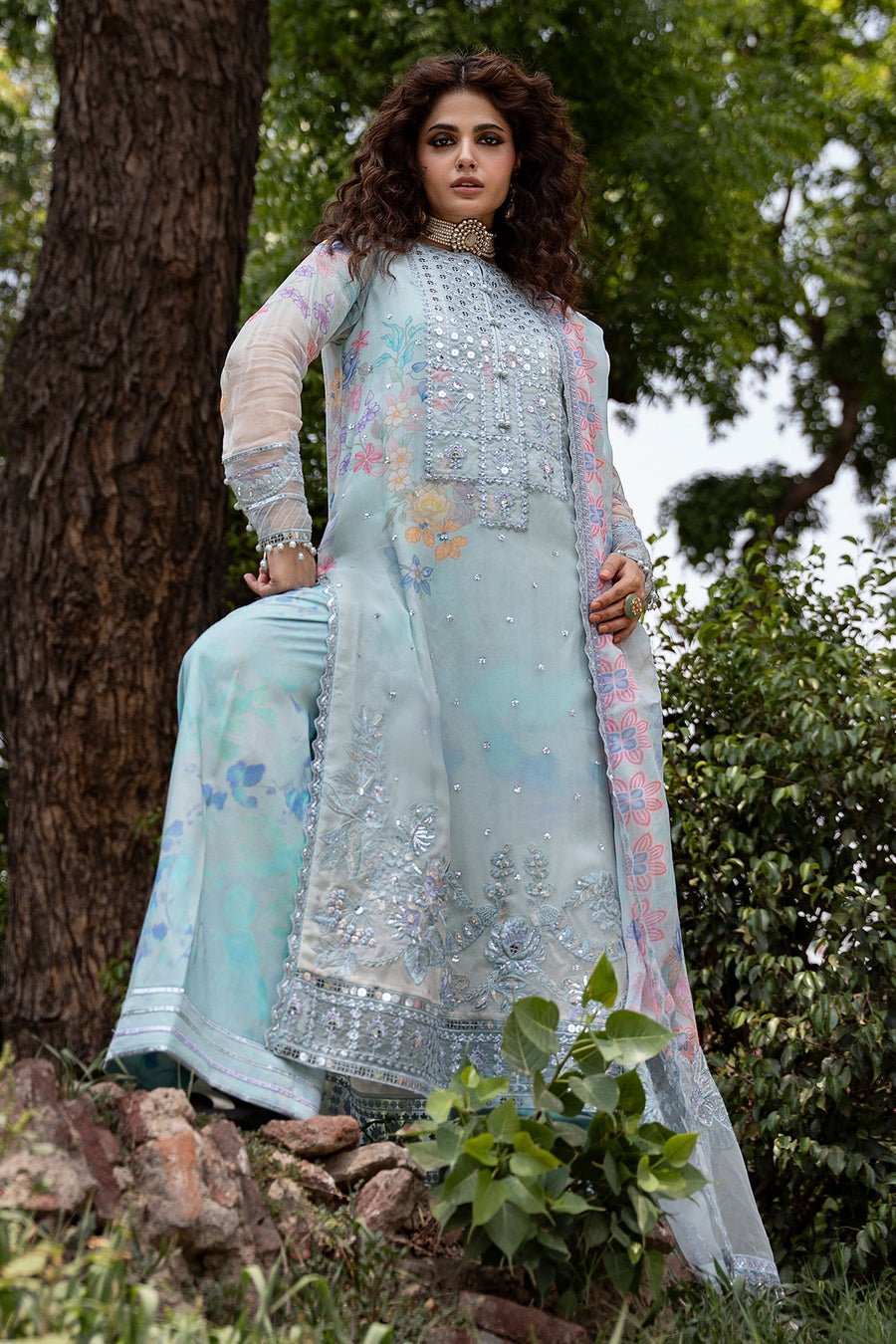 Charizma Vasal Embroidered Luxury Chiffon Unstitched 3Pc Suit VSLW6-11