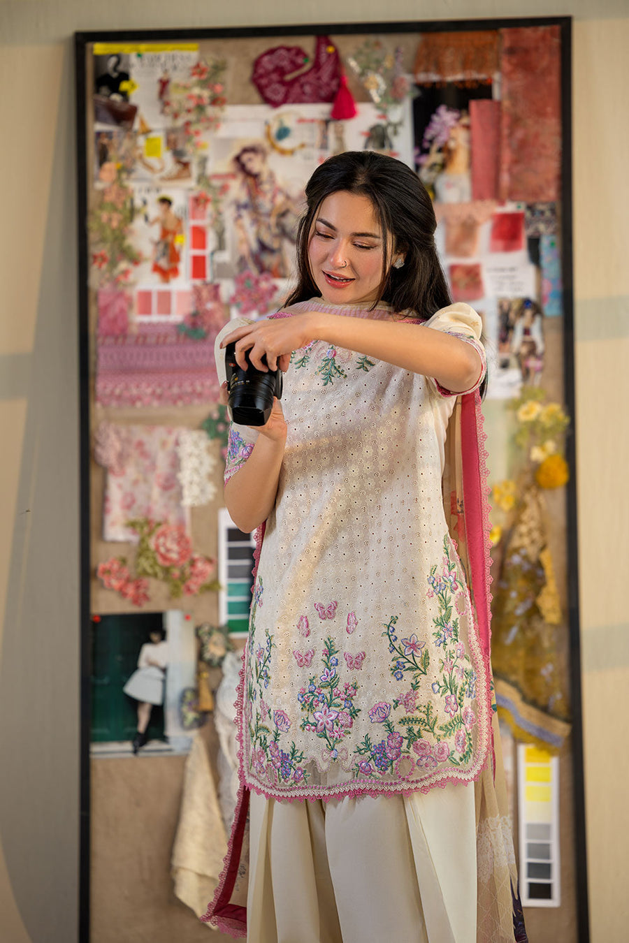 Sobia Nazir Vital Embroidered Lawn Unstitched 3Pc Suit VT26-11B