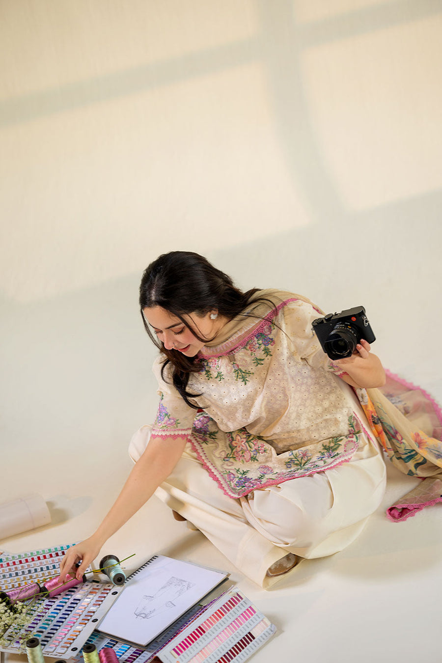 Sobia Nazir Vital Embroidered Lawn Unstitched 3Pc Suit VT26-11B