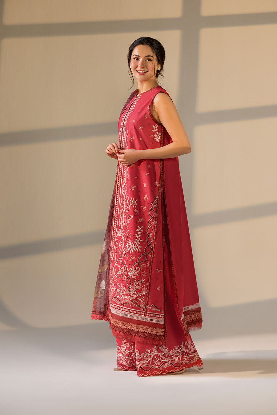 Sobia Nazir Vital Embroidered Lawn Unstitched 3Pc Suit VT26-12A